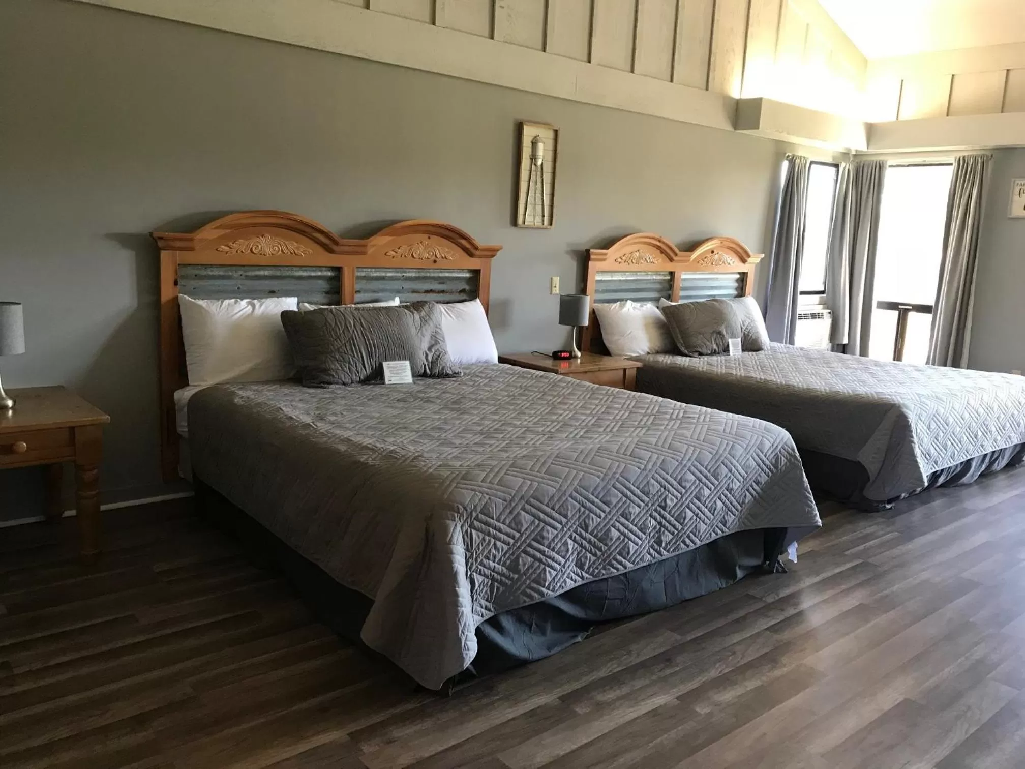 Bed in Ridgemark Golf Club and Resort
