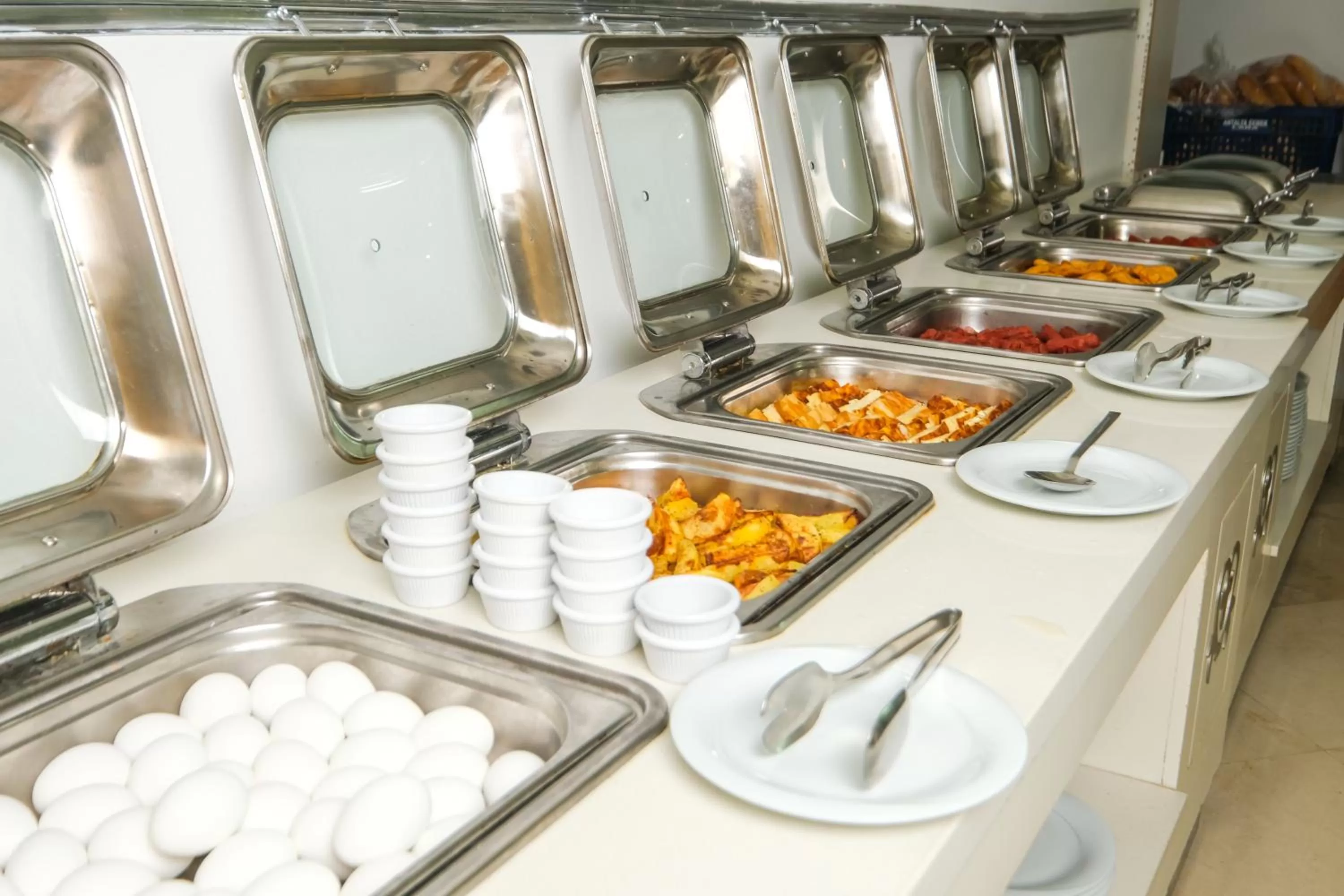 Food and drinks in Bilem Hotel Beach & Spa