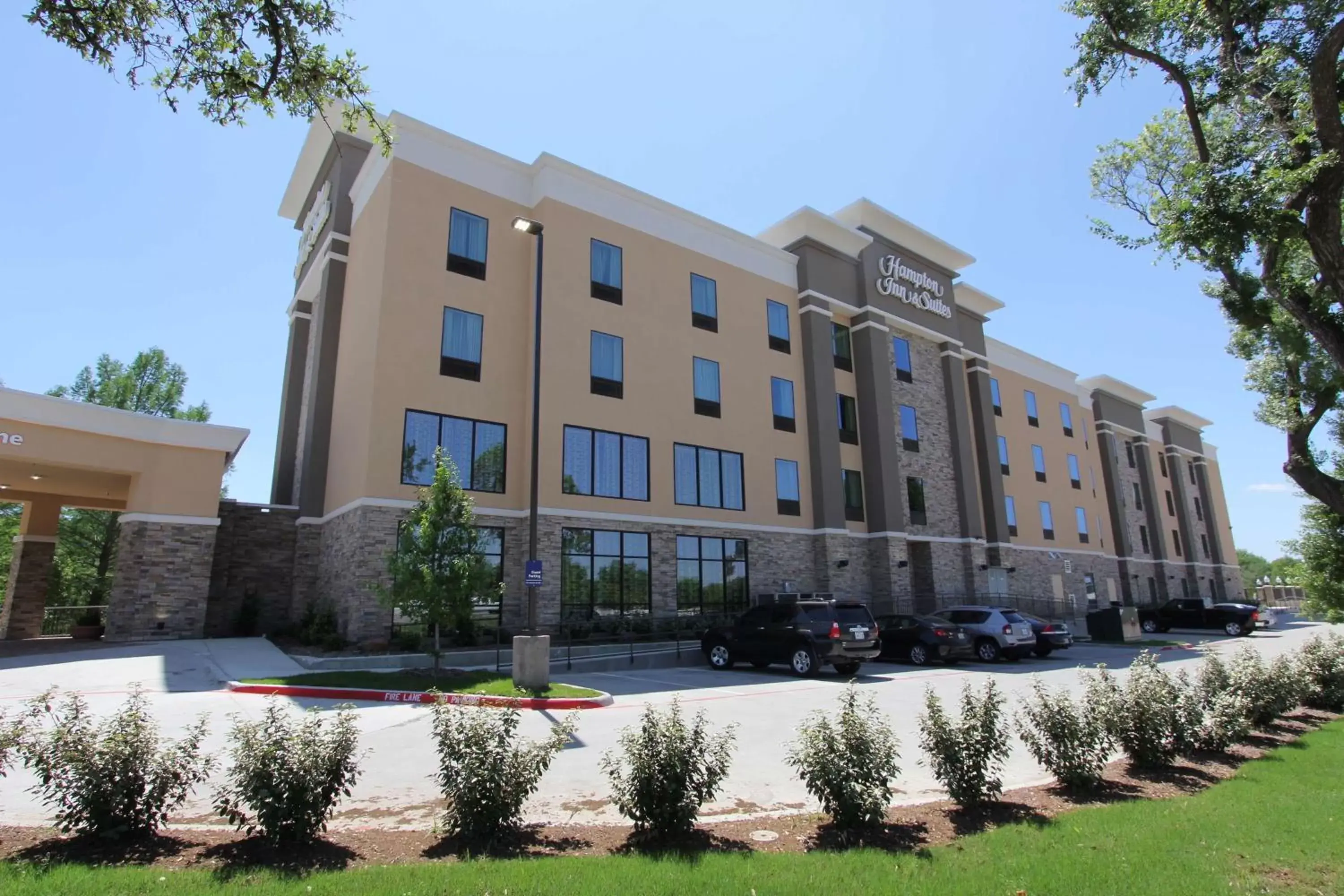Hampton Inn & Suites Dallas Market Center Hampton Inn & Suites Dallas Market Center