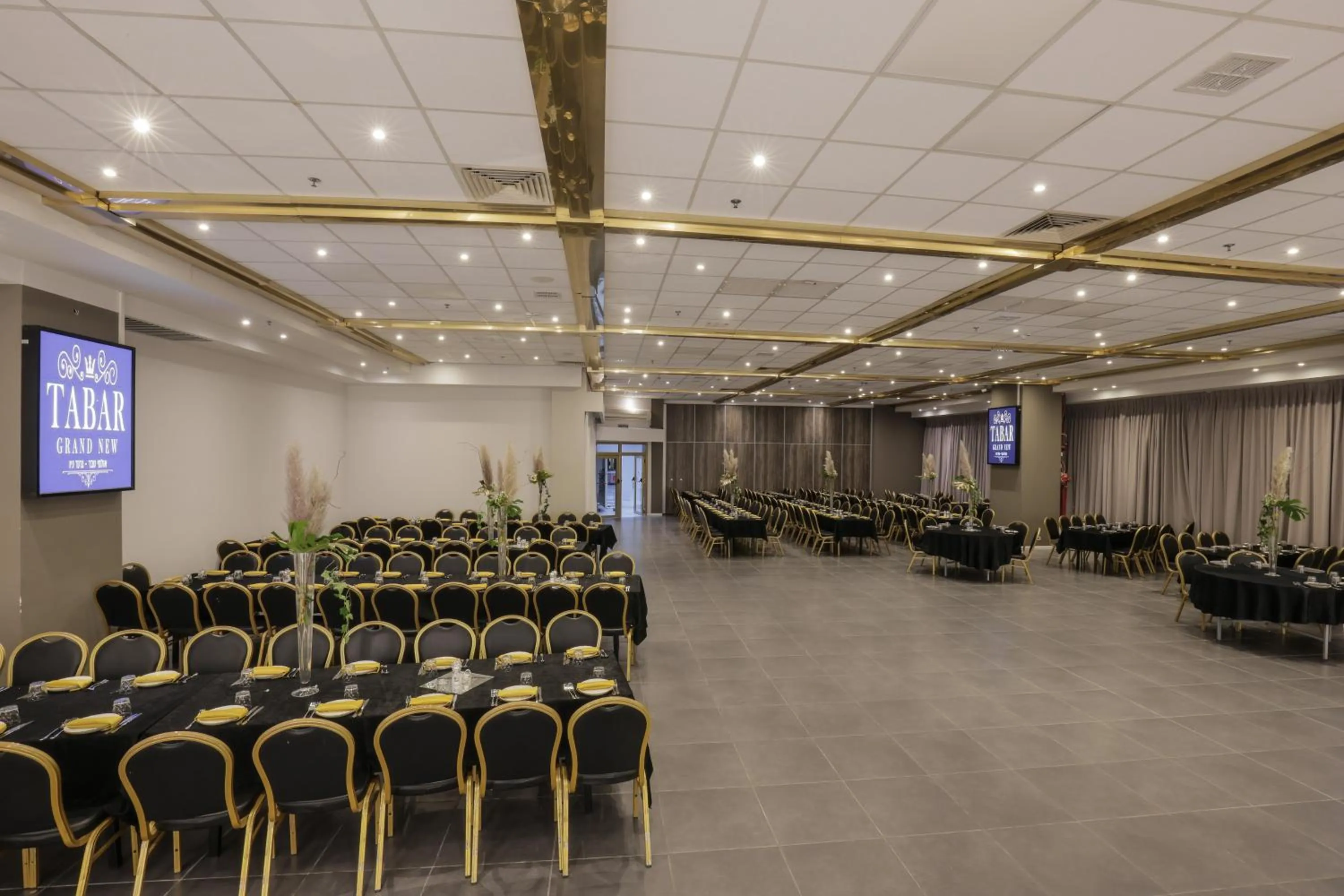 Meeting/conference room in Tabar Hotel