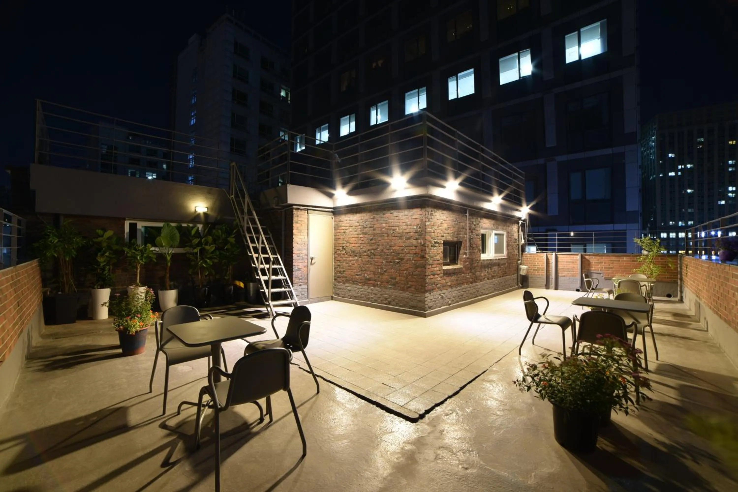 Property building in Soosong Guesthouse Gwanghwamun Myeongdon g