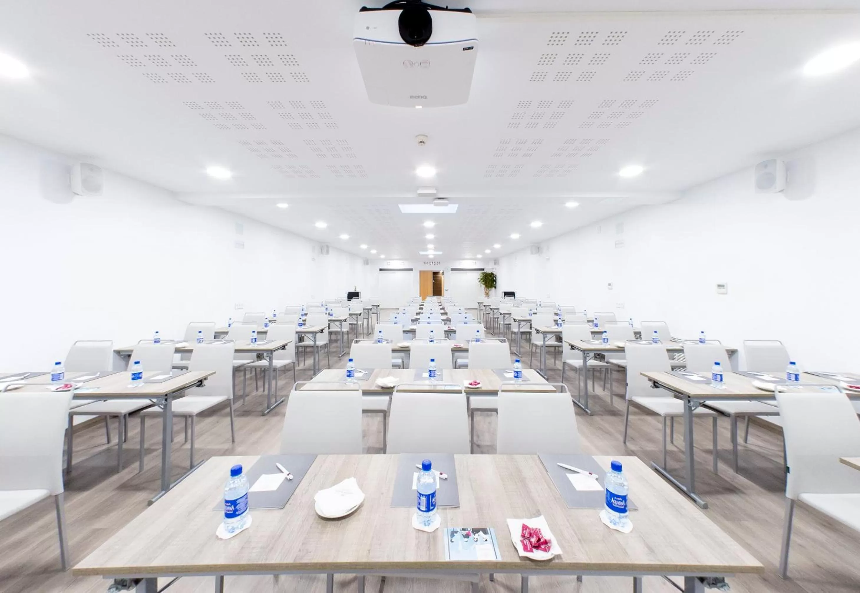 Meeting/conference room in Hotel Crowne Plaza Madrid Airport