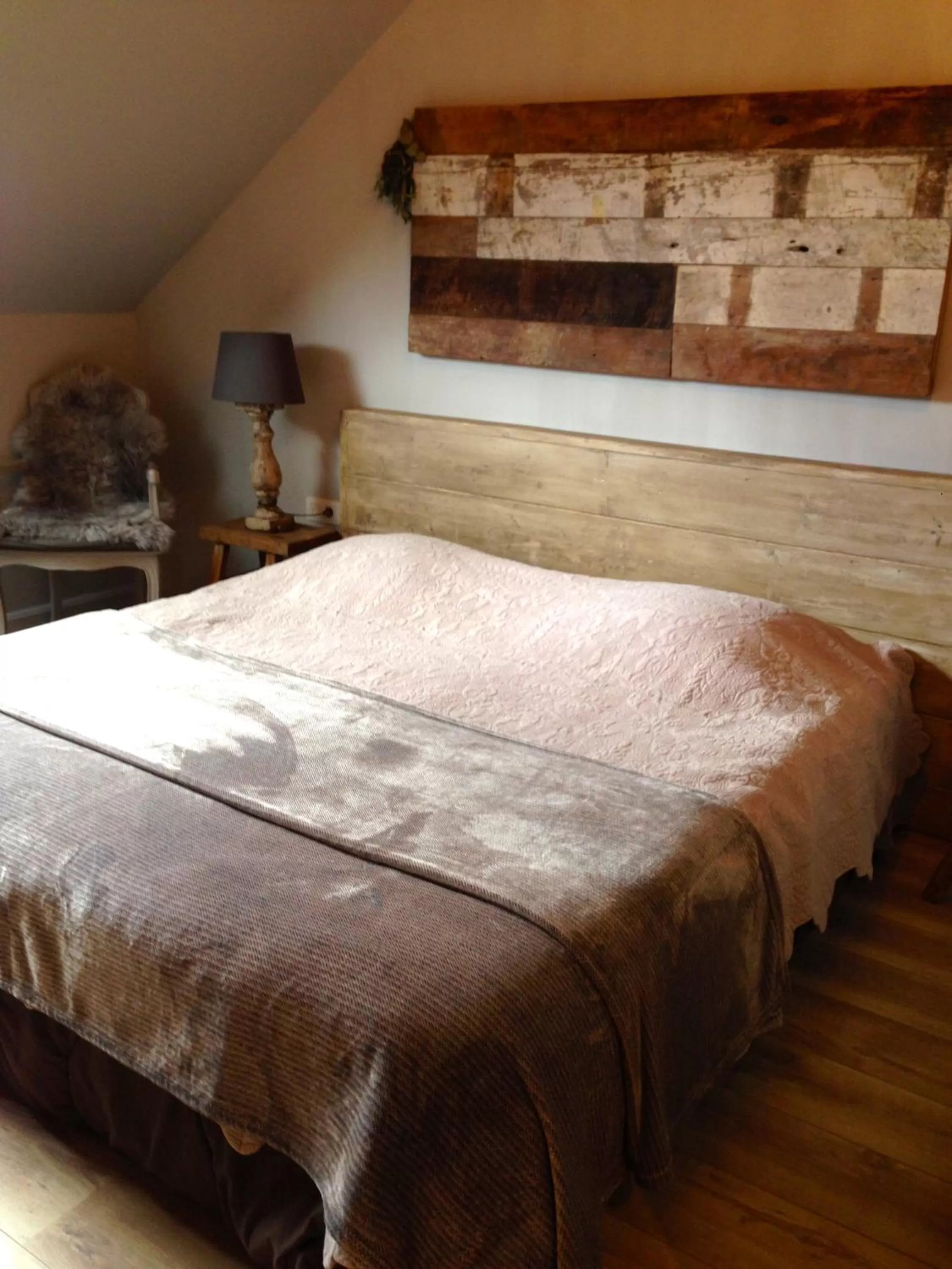 Bed in B&B Silentium