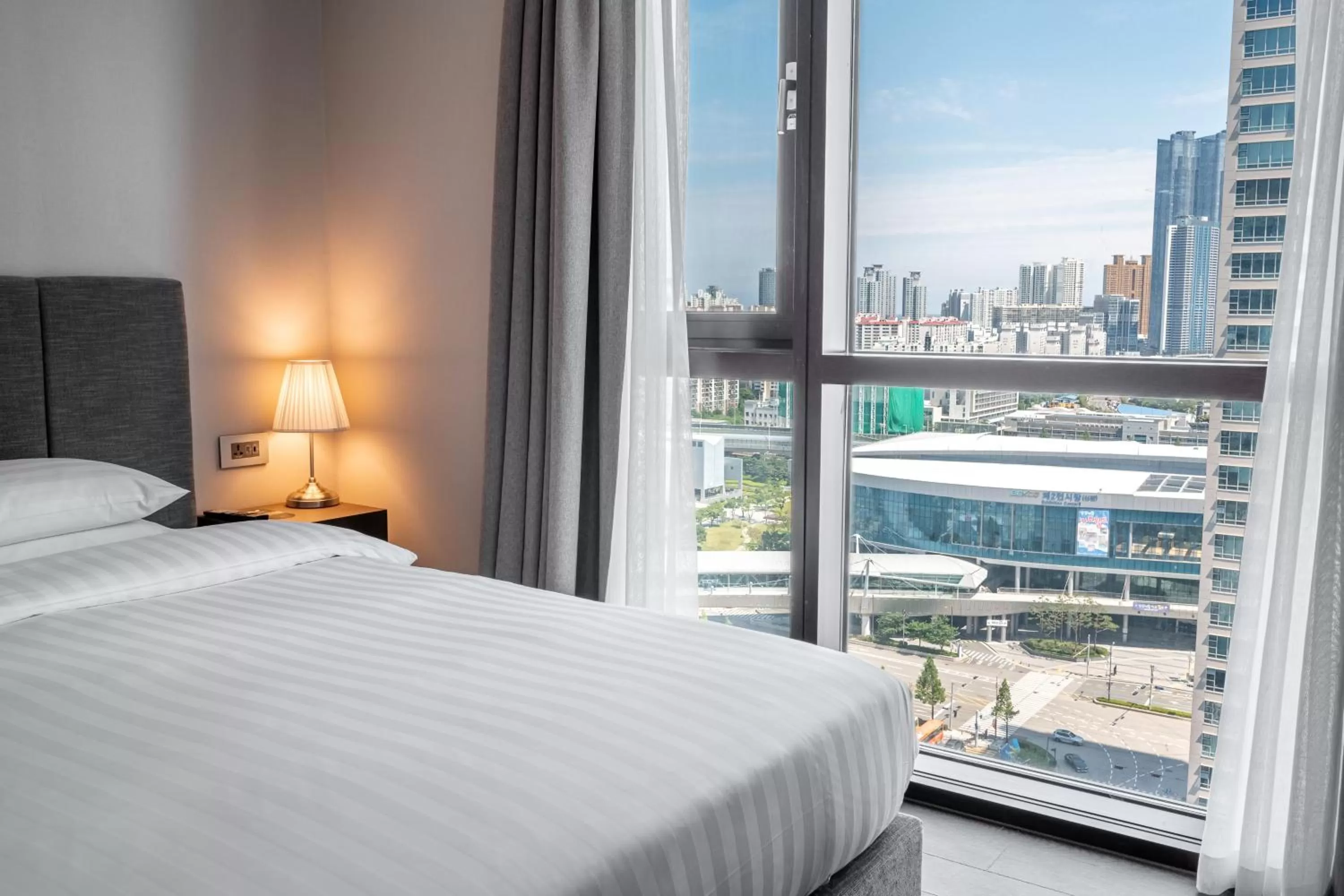 Bed in Haeundae Centum Hotel