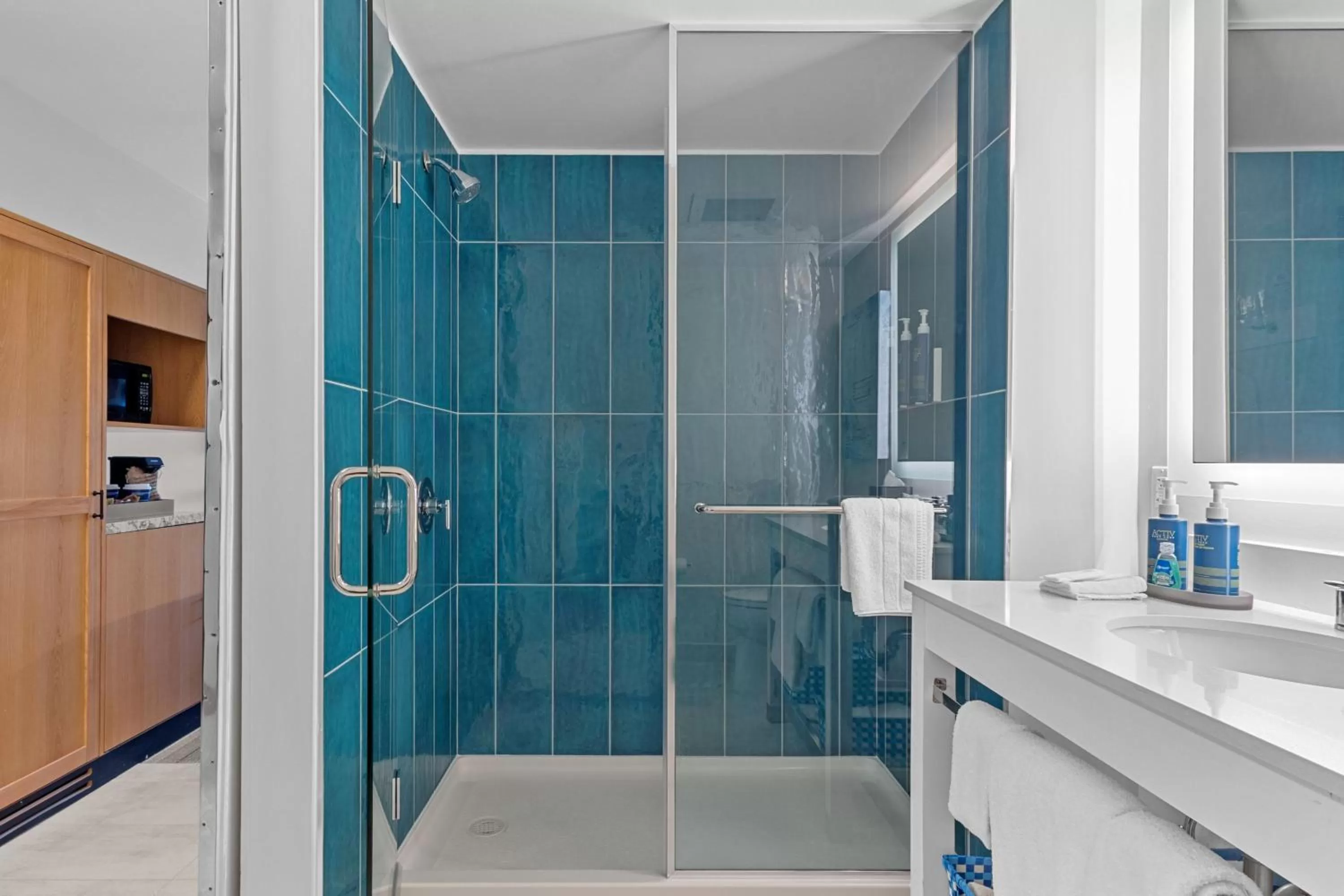 Bathroom in Four Points by Sheraton Punta Gorda Harborside