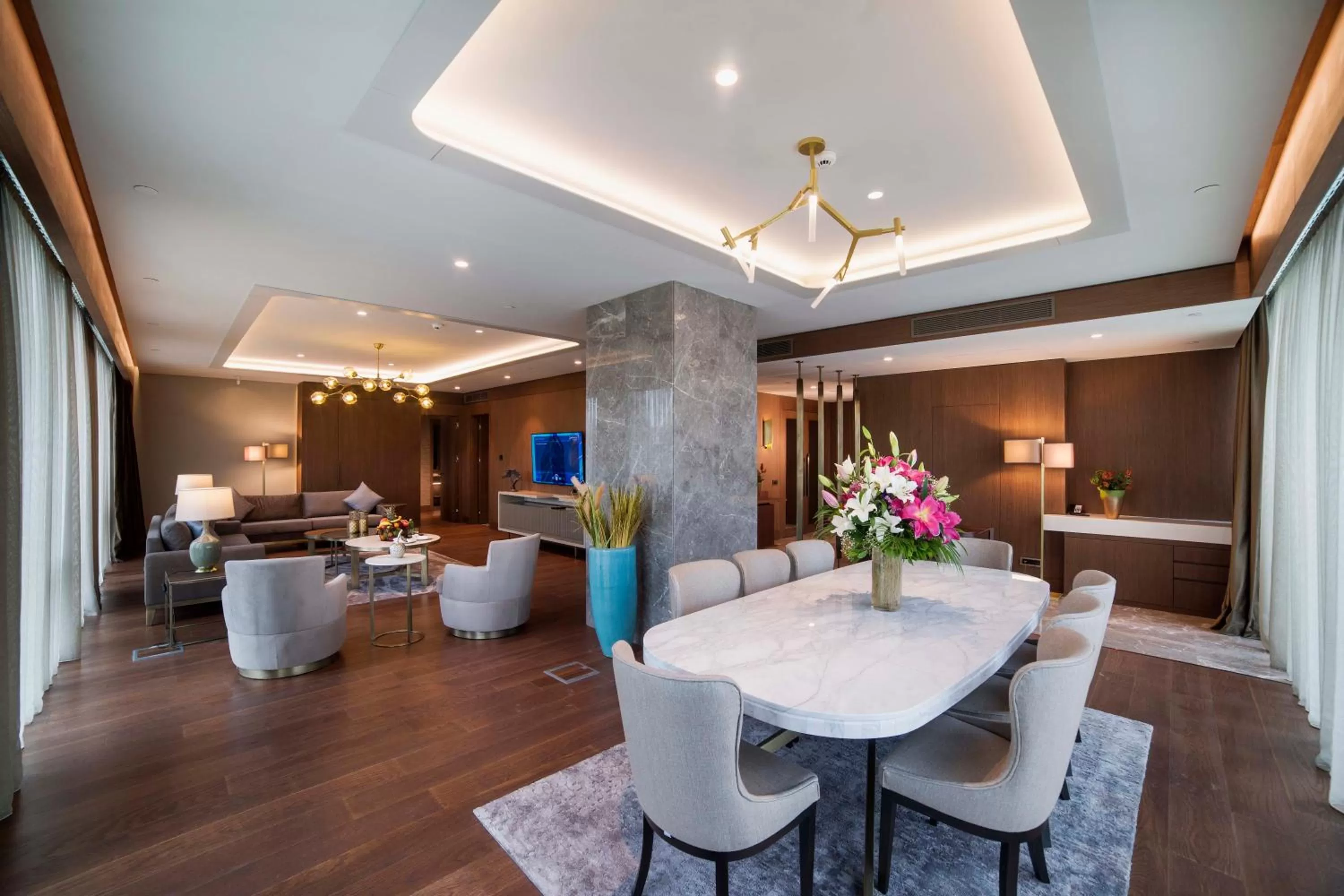 Dining area in Radisson Collection Hotel, Vadistanbul