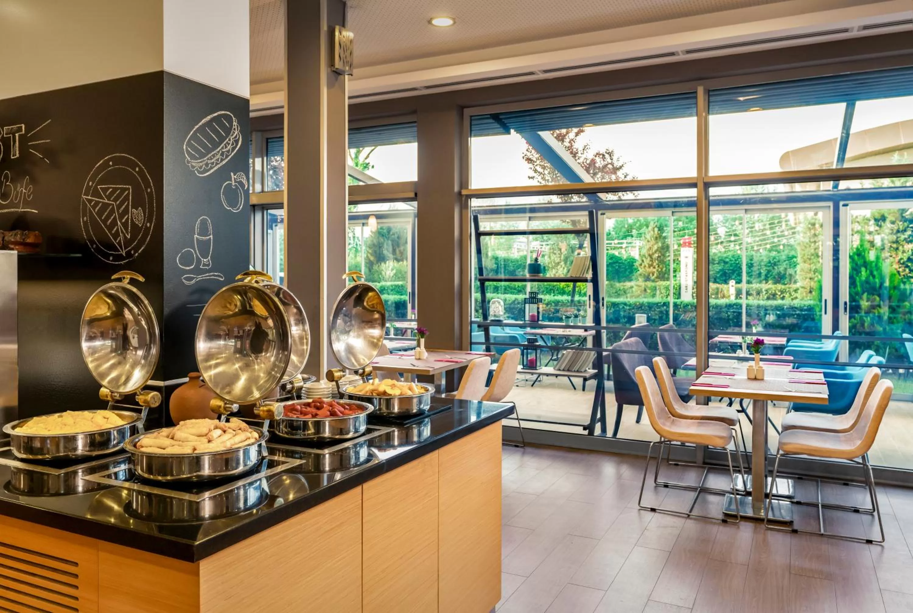 Restaurant/places to eat in Ibis Bursa