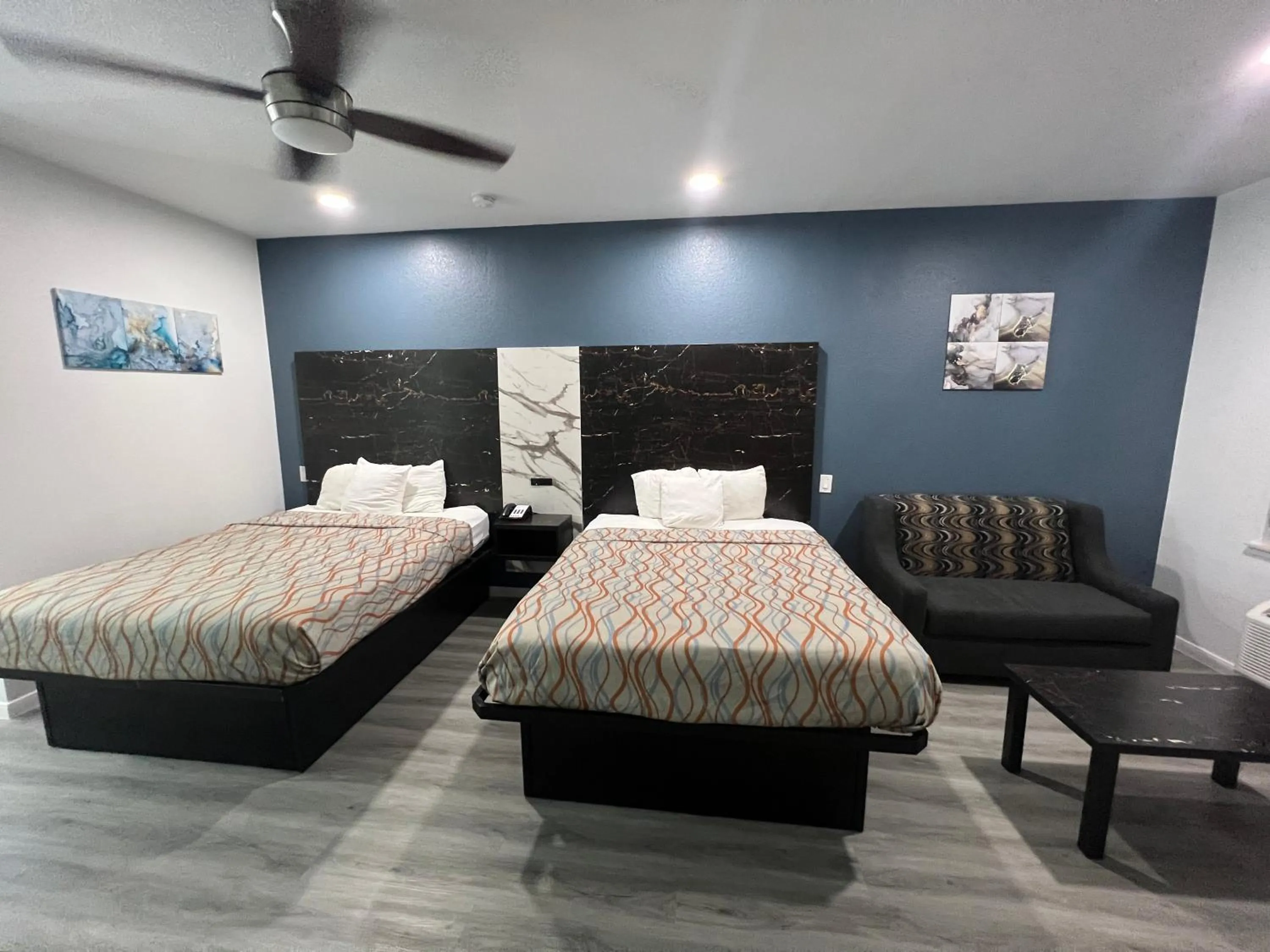 Bed in Grand Villa Inn Galleria