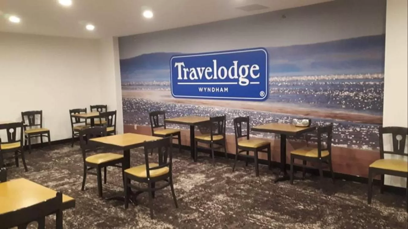 Restaurant/places to eat in Travelodge by Wyndham Alma