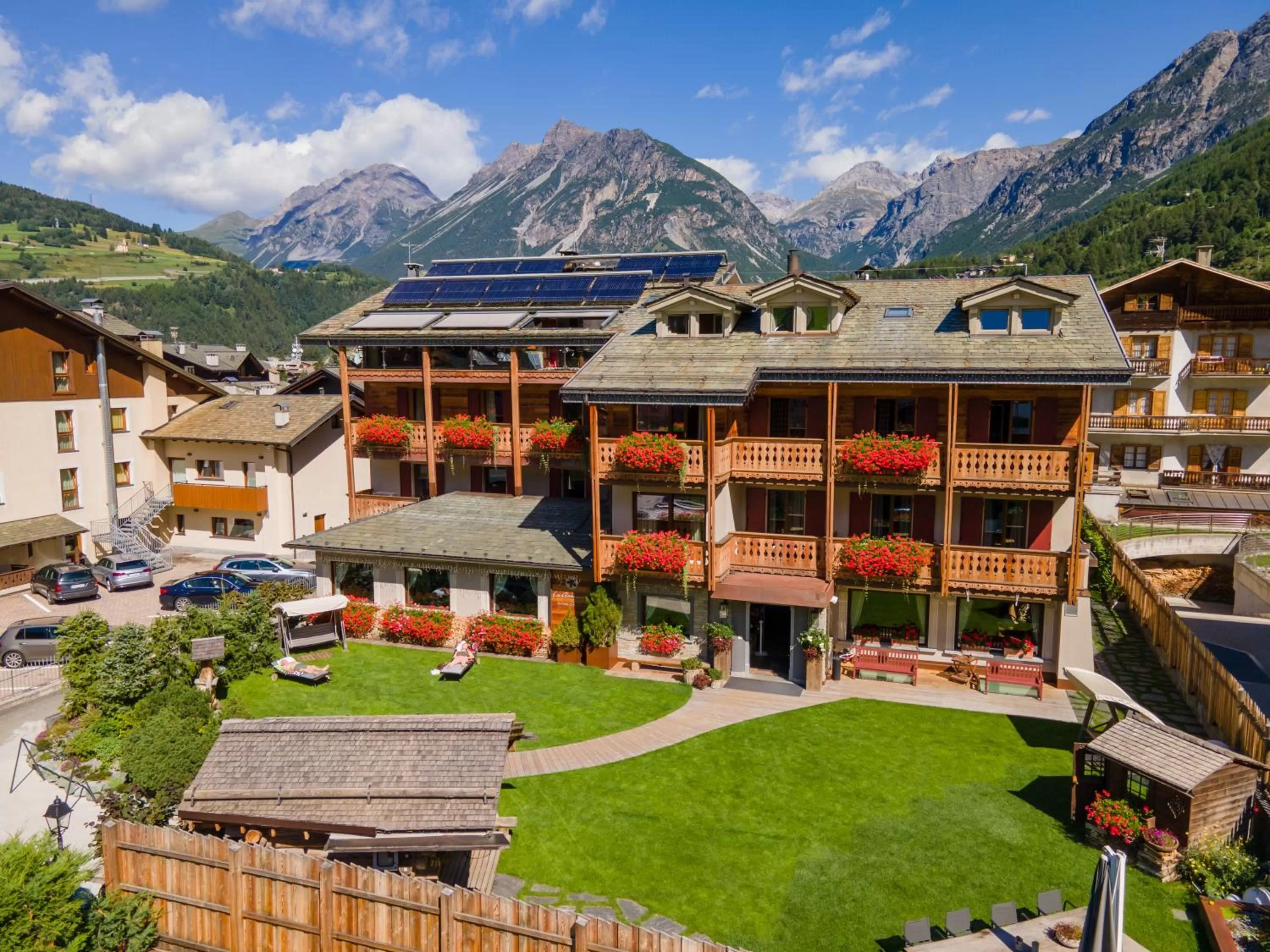 Property building in La Genzianella Bormio