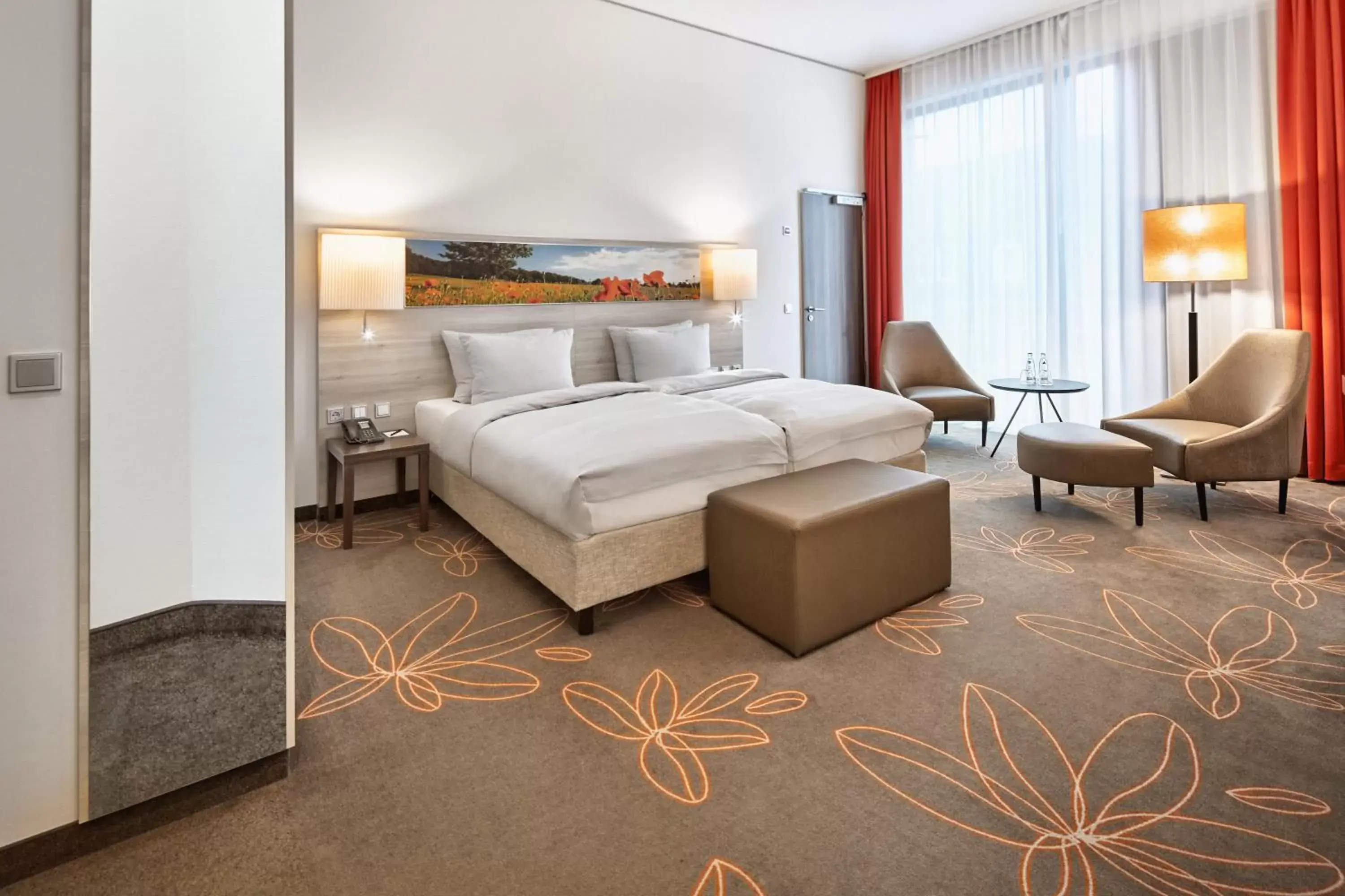 Business Double Room with Executive Lounge Access in H4 Hotel Münster Business Double Room with Executive Lounge Access in H4 Hotel Münster