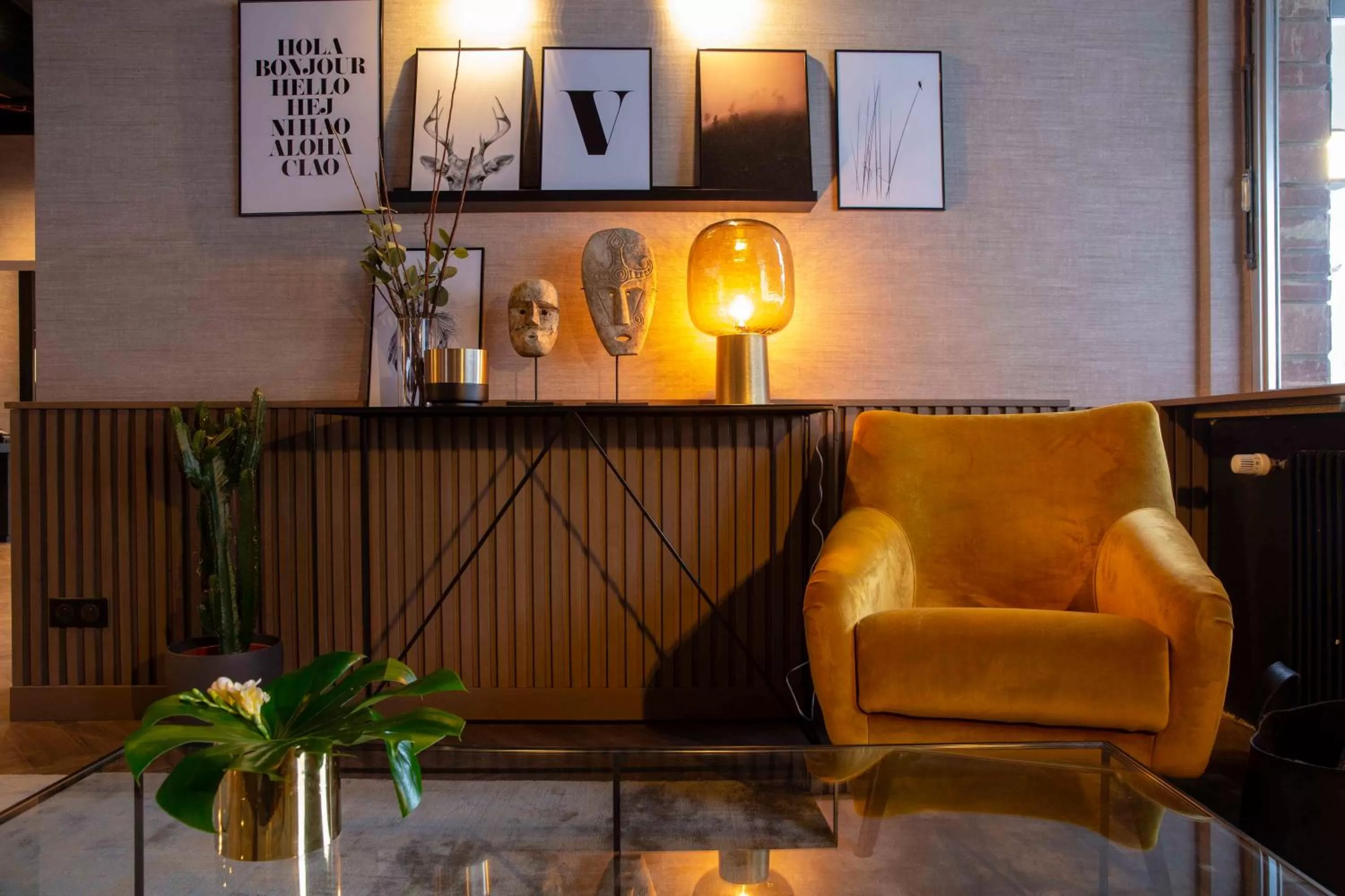 Lobby or reception in Hôtel Restaurant Vaillant Colmar Nord