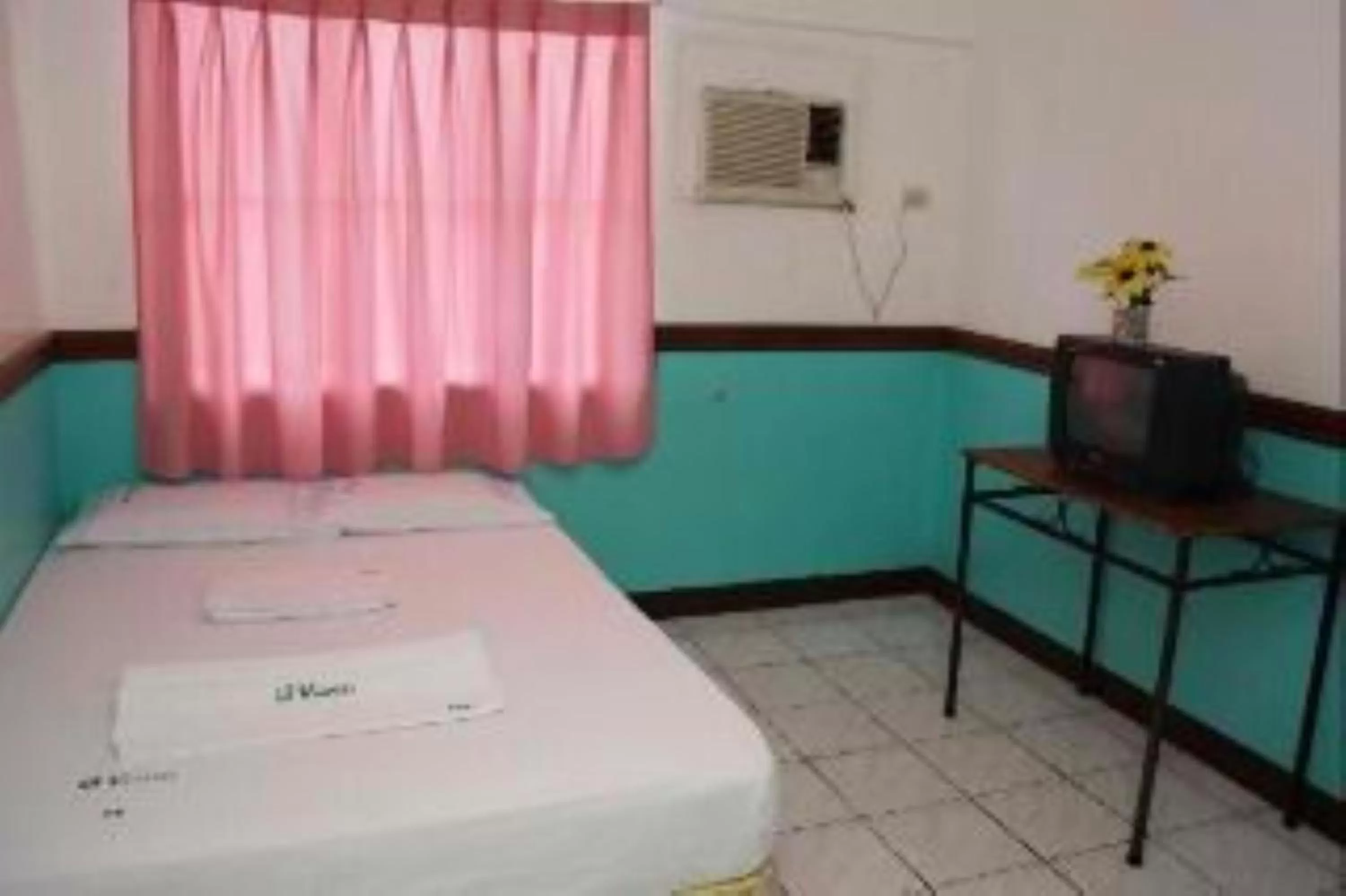 Bed in GV Hotel - Camiguin