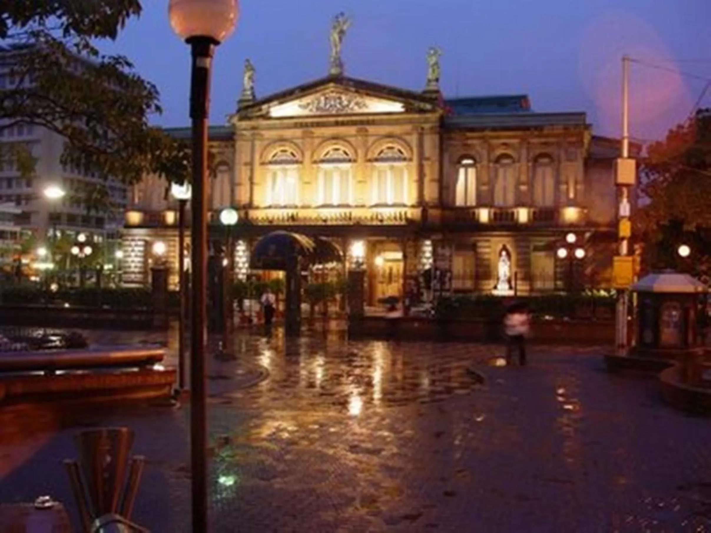 Bird's eye view in Hotel Quinta Avenida