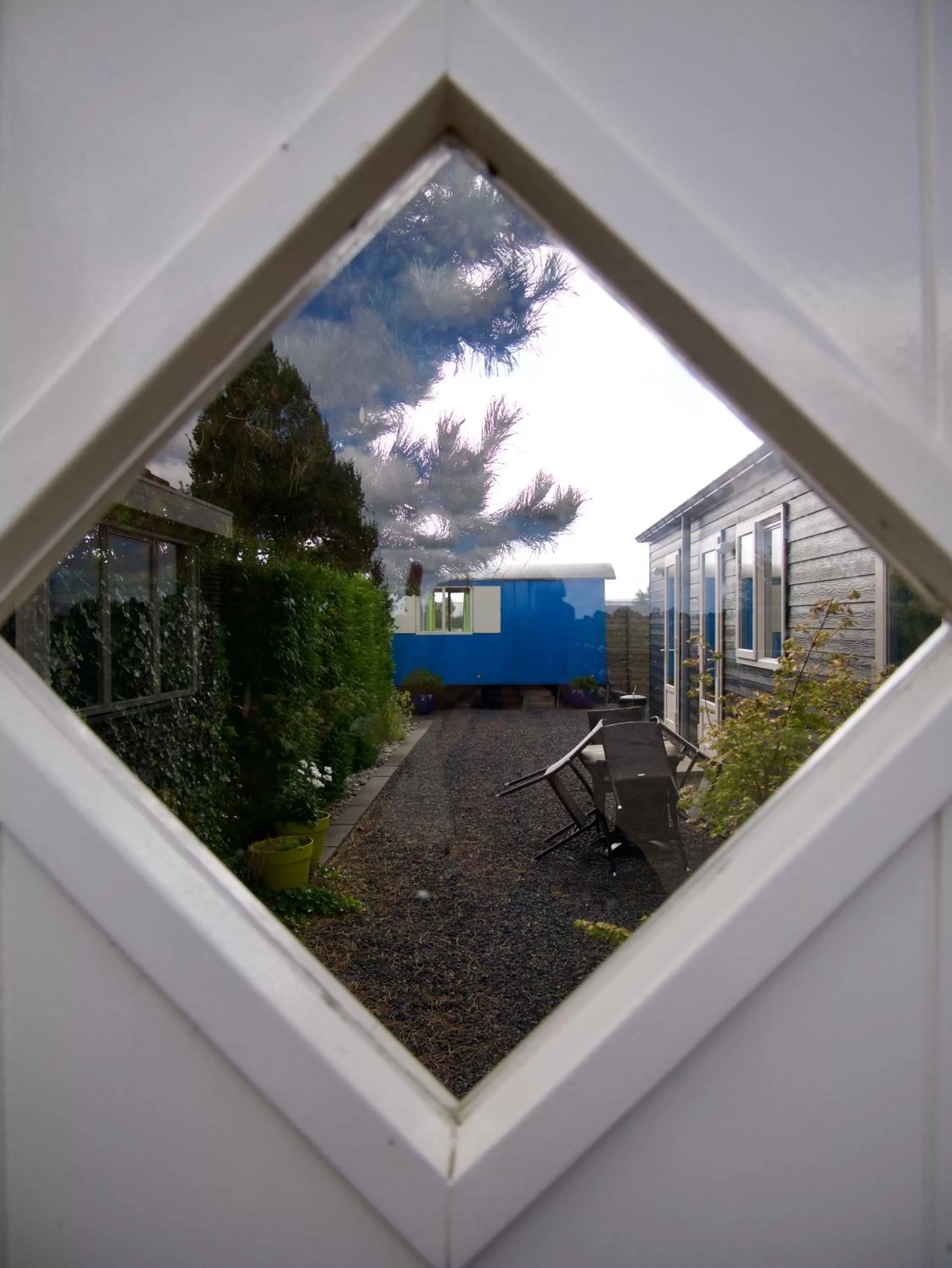 Garden view in B&B “Te Warskip bij BlokVis”