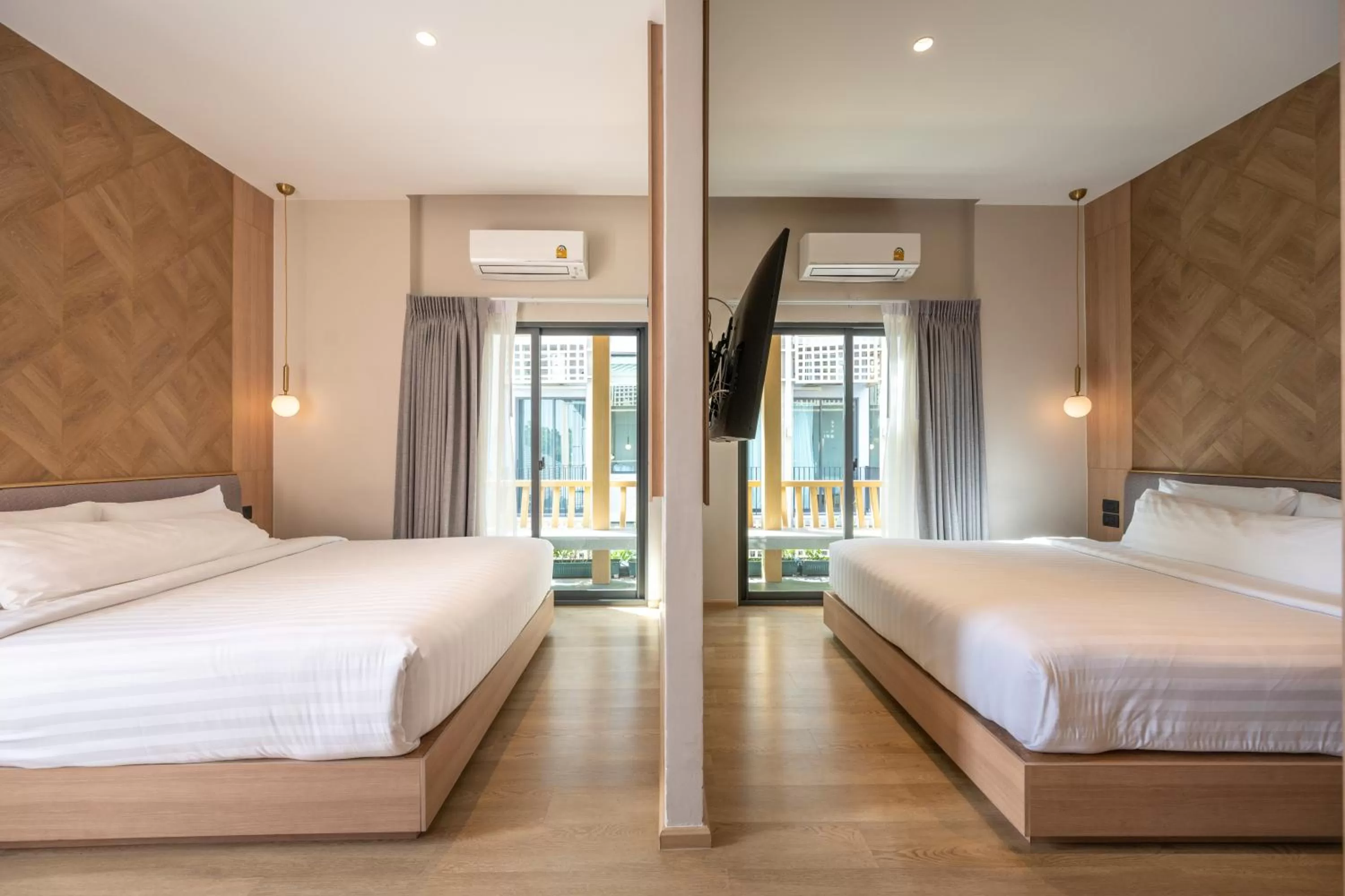 Bed in SHAN Villas Sukhumvit