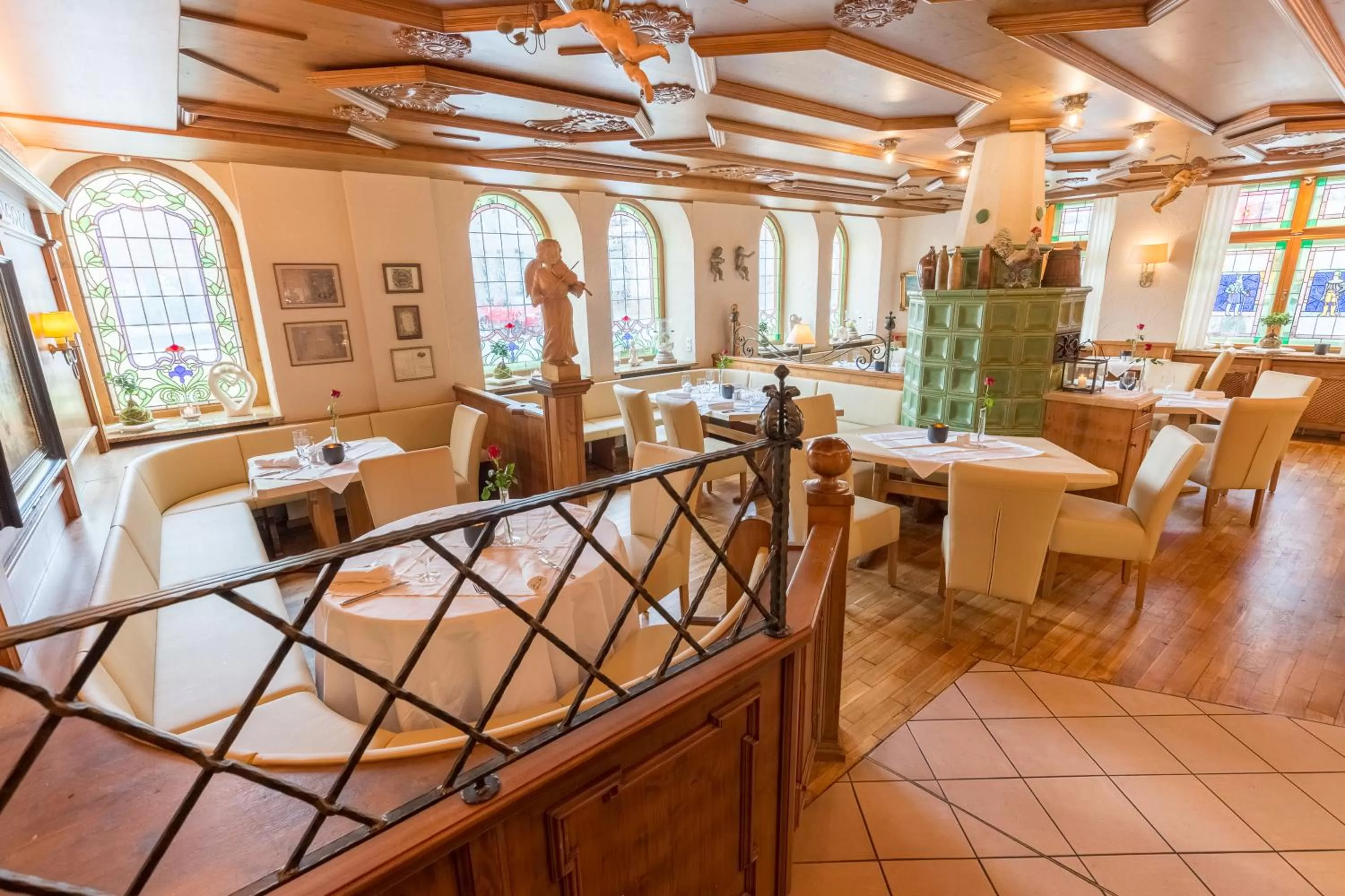 Restaurant/places to eat in Hotel Blauer Engel