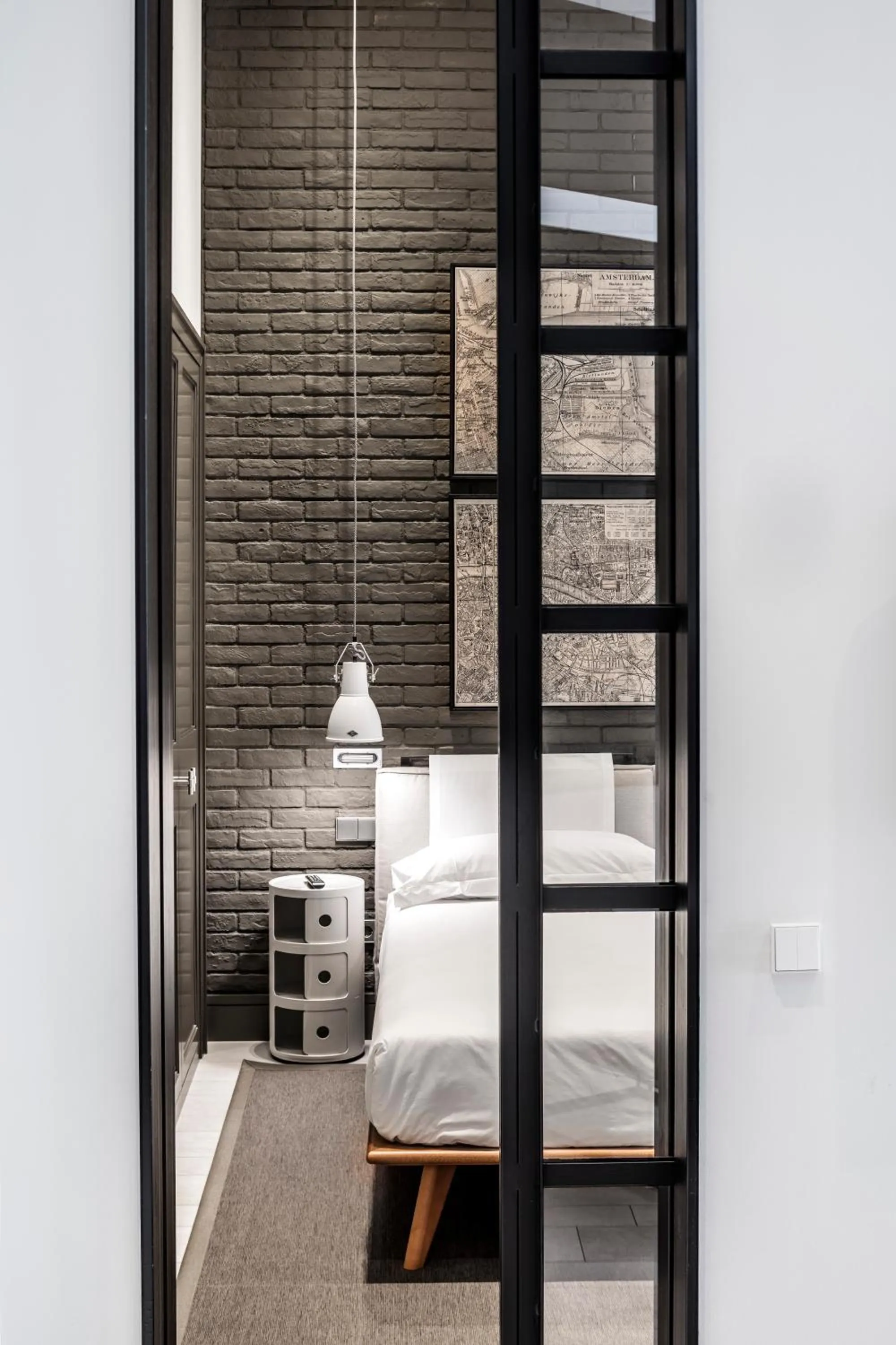 Bedroom, Bed in Midtown Apartments