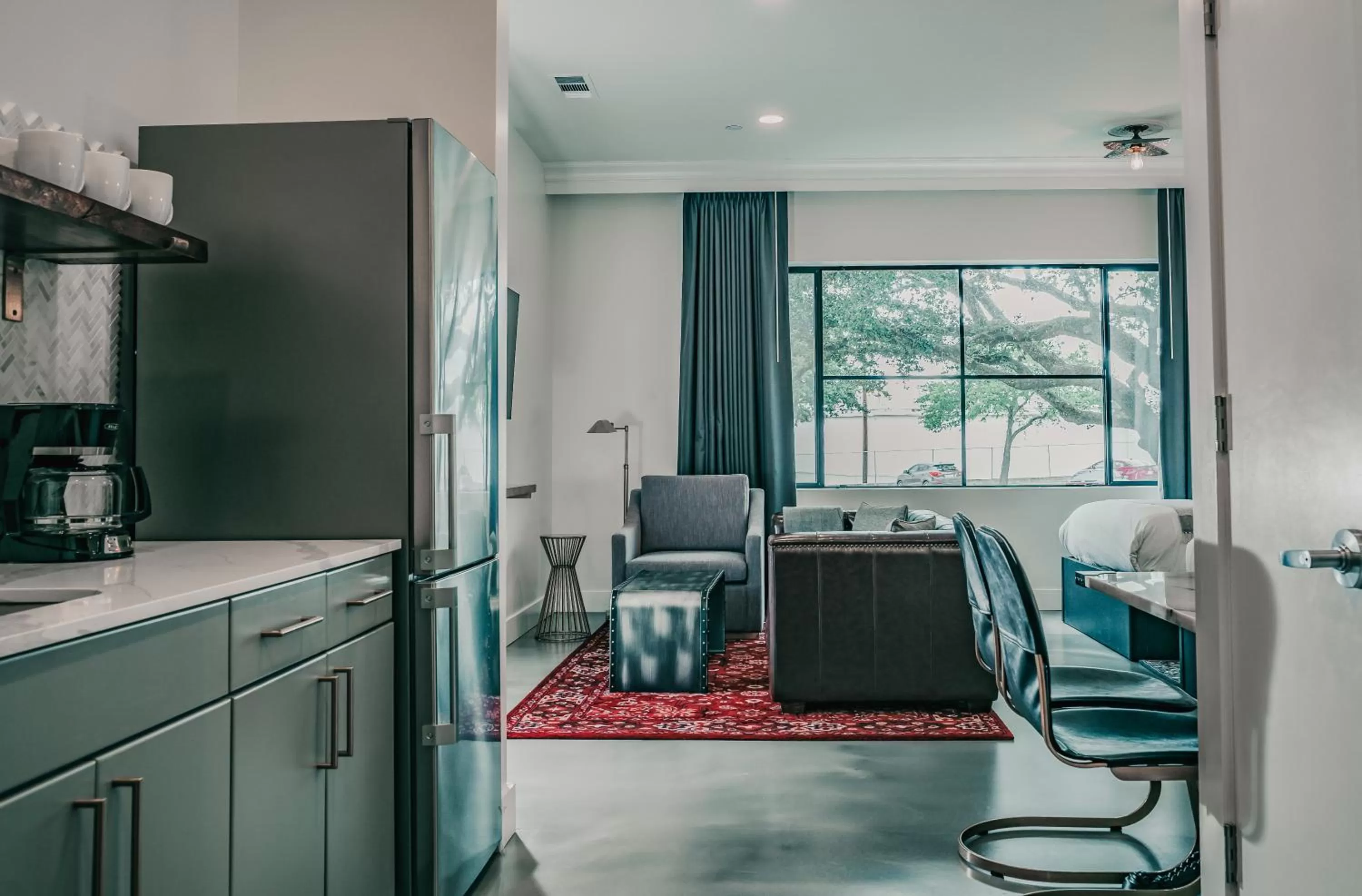 Kitchen or kitchenette in Colton House Hotel