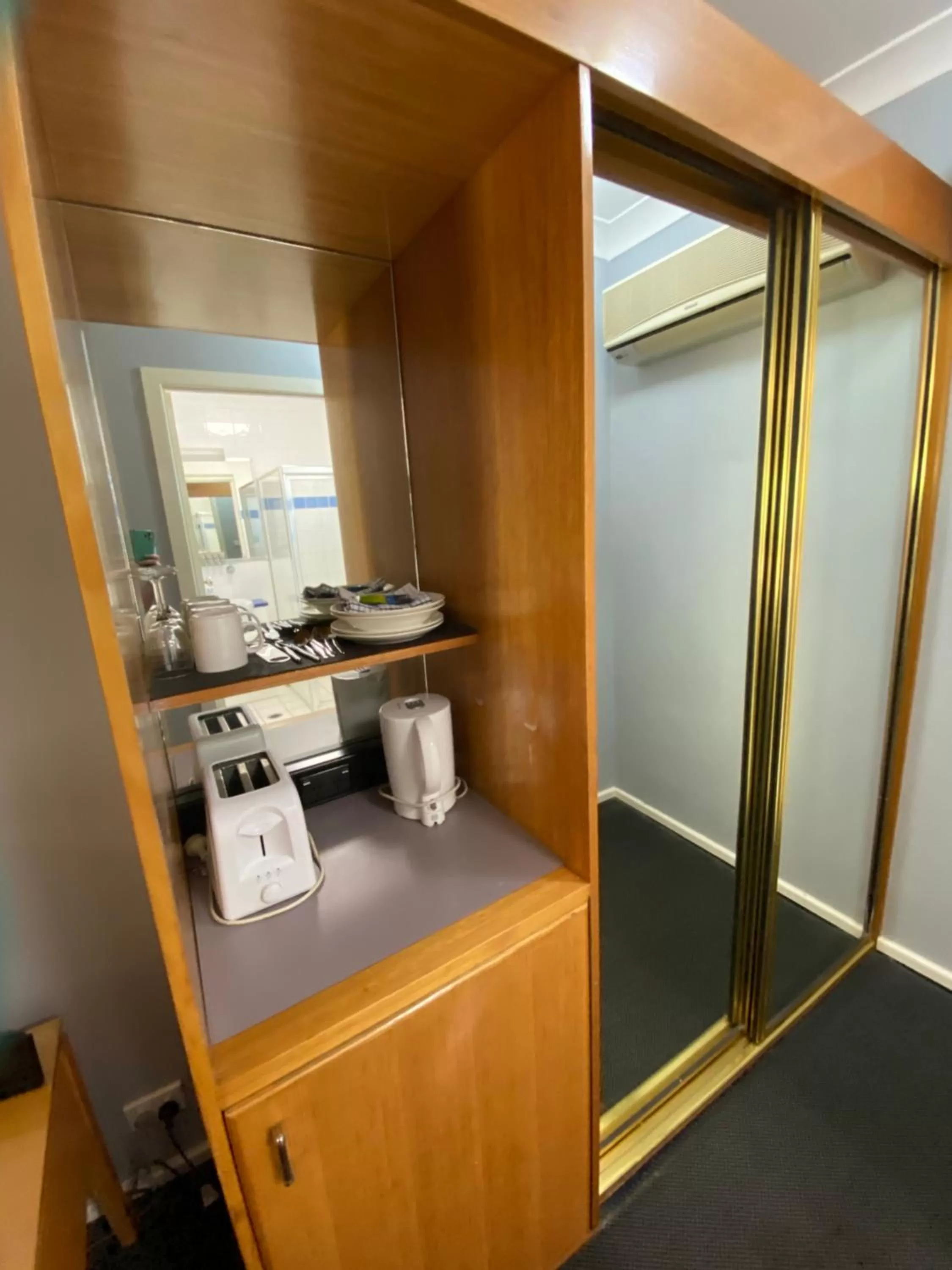 Old Maitland Inn - Rutherford