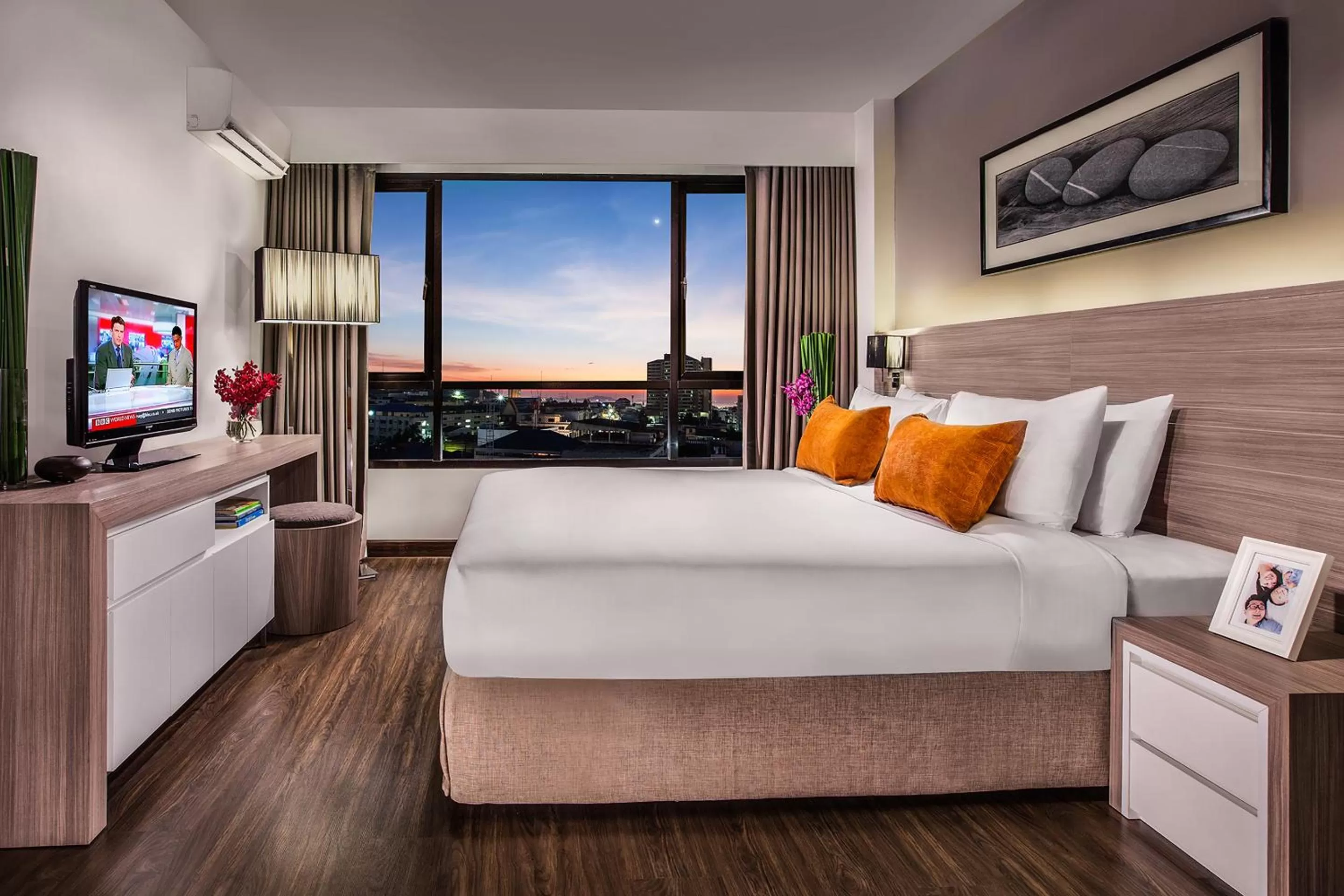 Bedroom, Bed in Citadines Grand Central Sri Racha