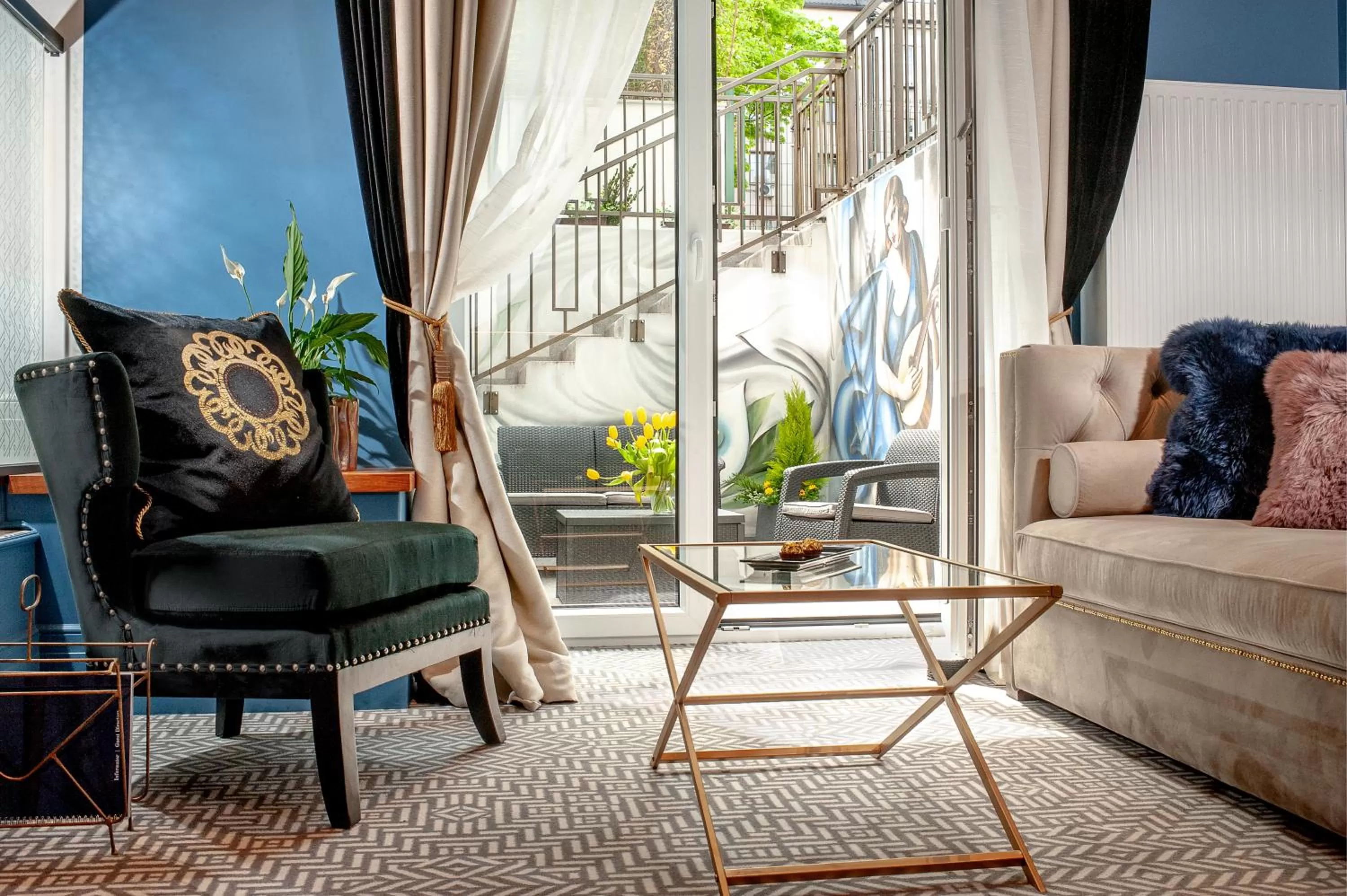 Patio in Amber Design Residence