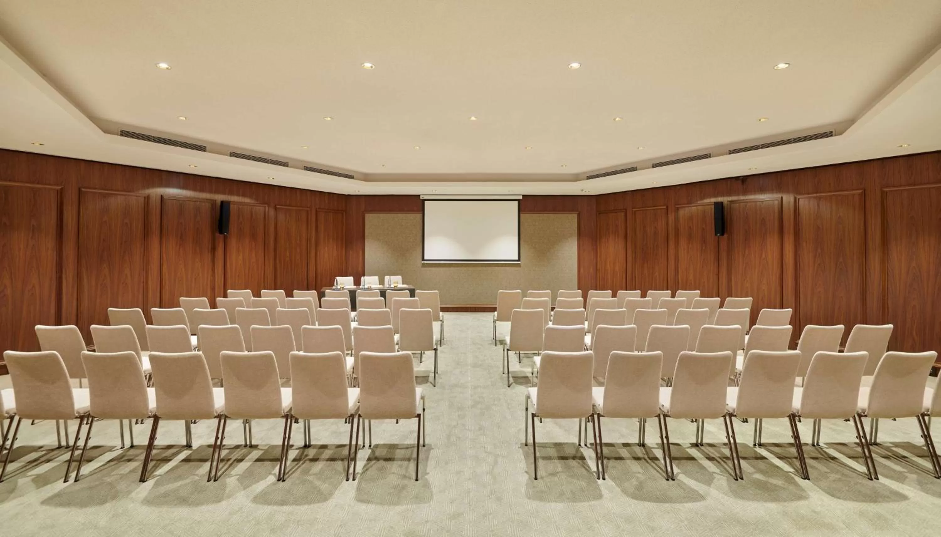 Meeting/conference room in Párisi Udvar Hotel Budapest, part of Hyatt