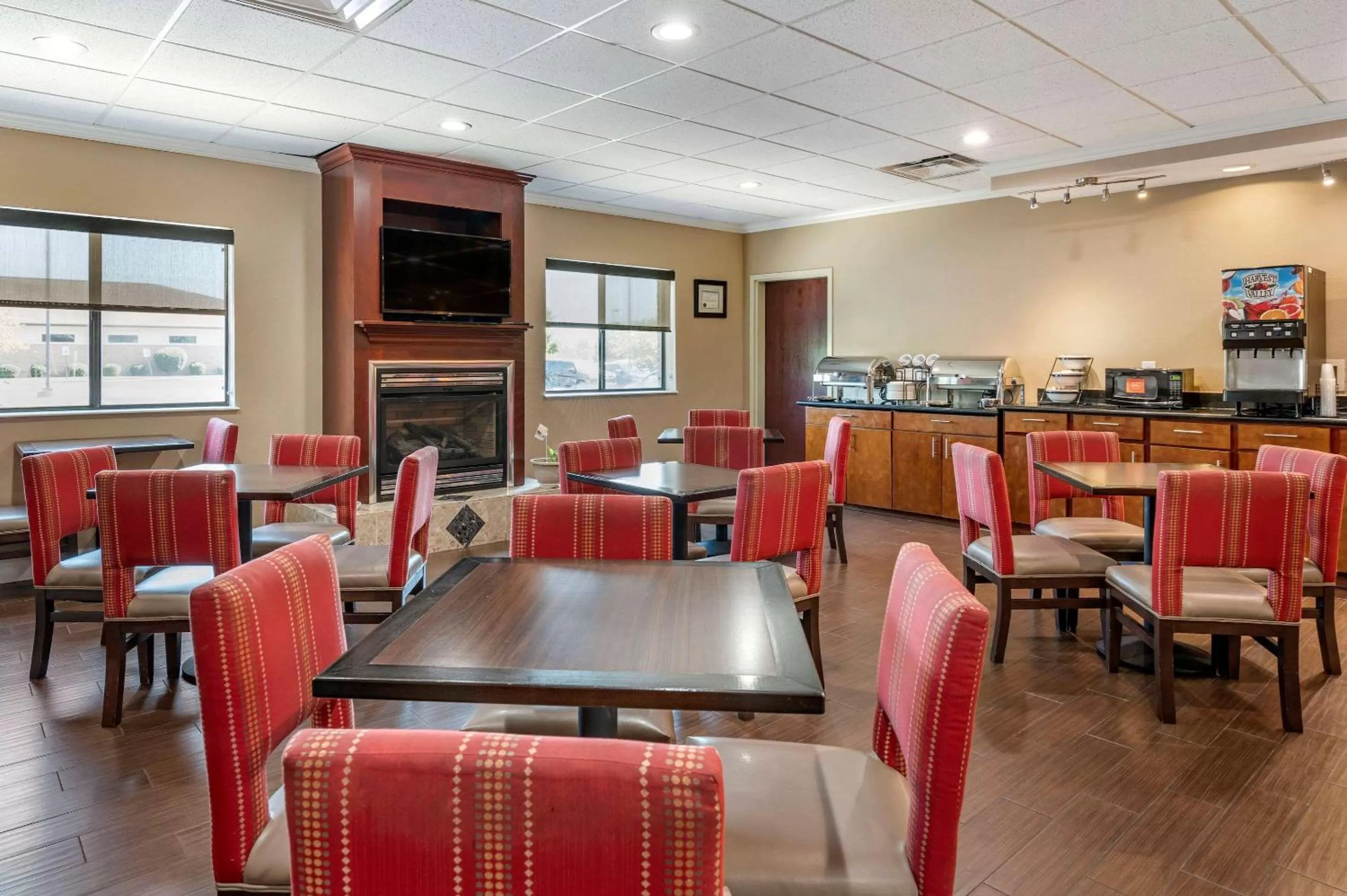 Restaurant/places to eat in Comfort Inn & Suites Lawrenceburg