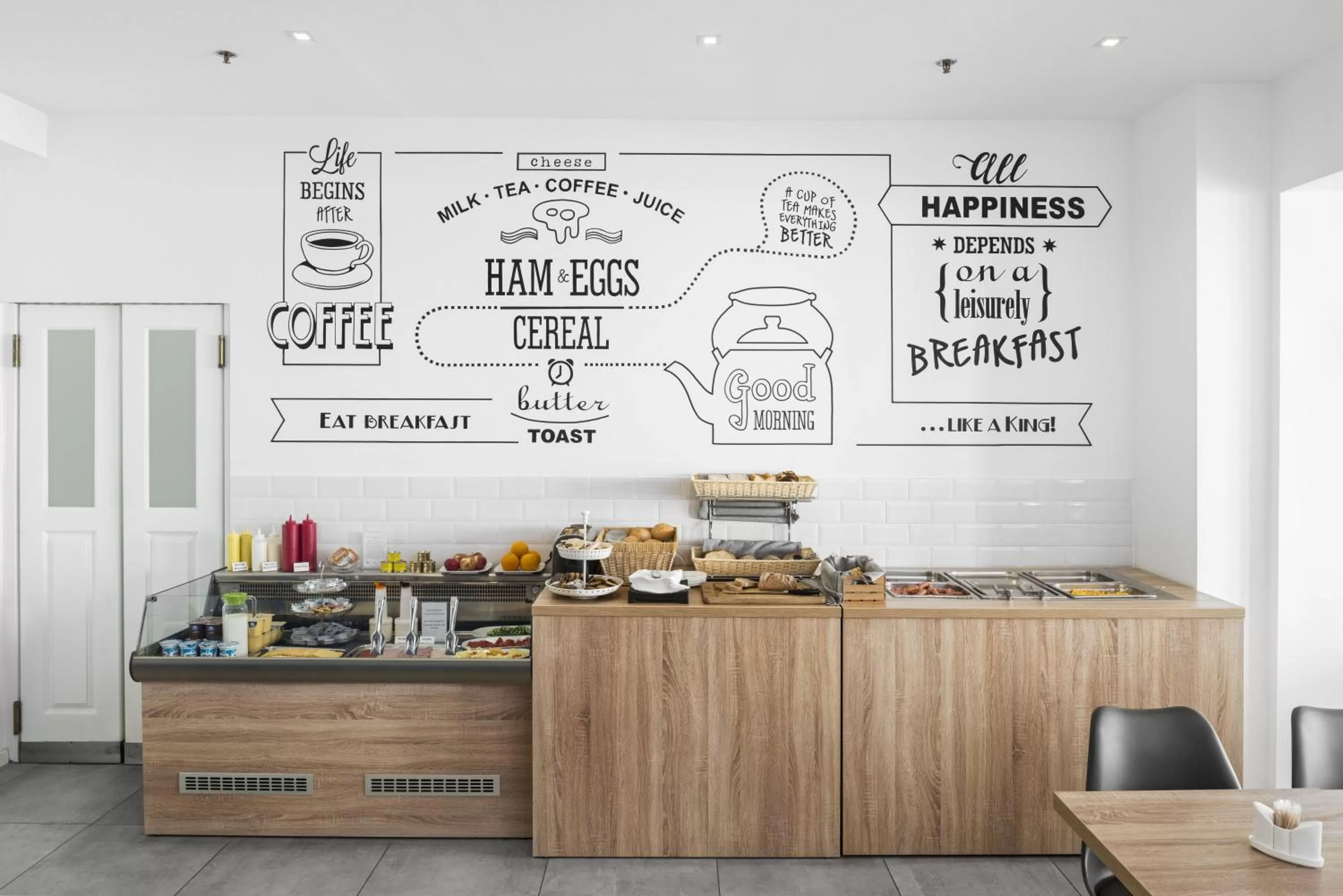 Buffet breakfast in Chesscom Hotel