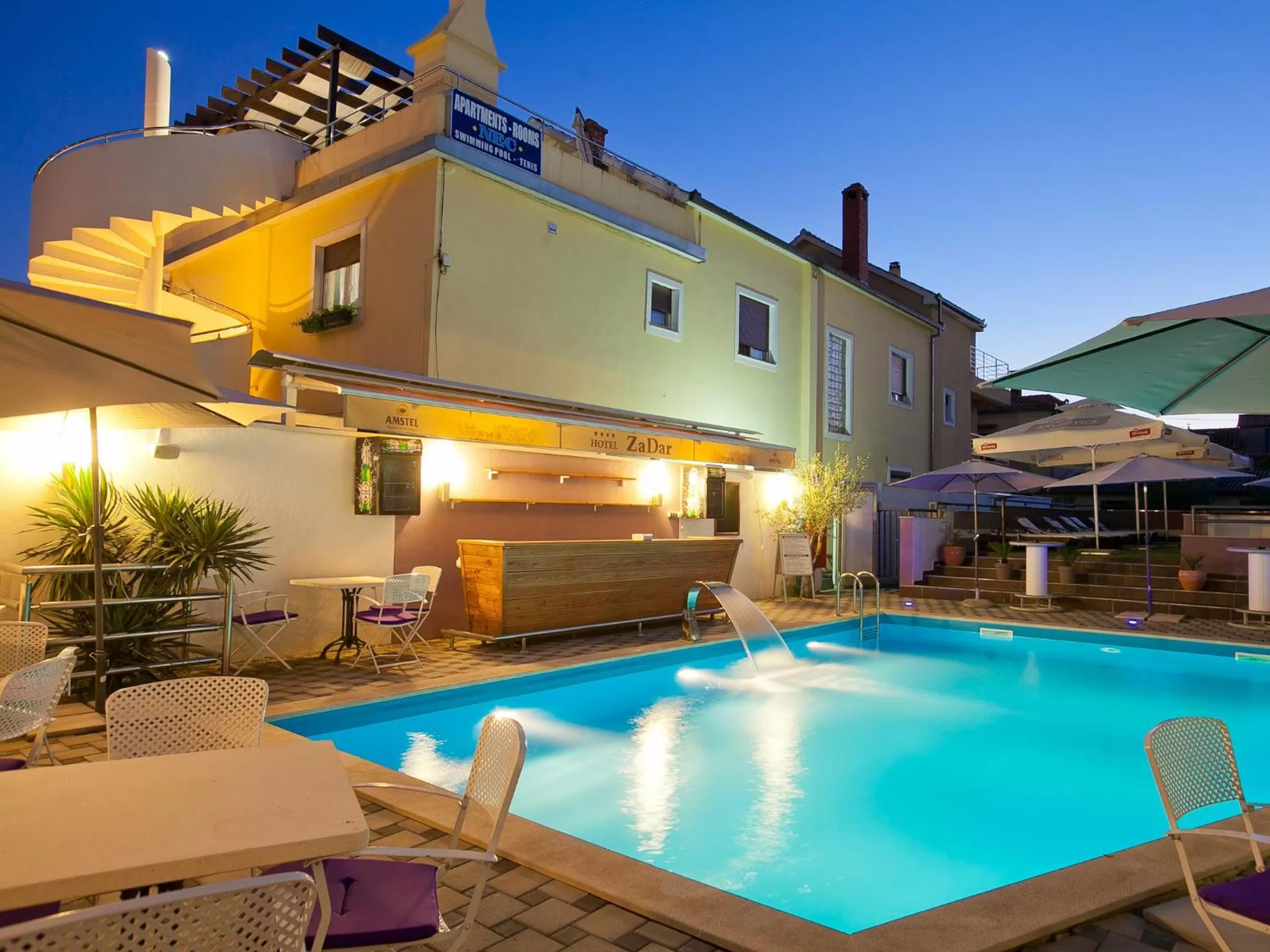 Property building in Hotel ZaDar