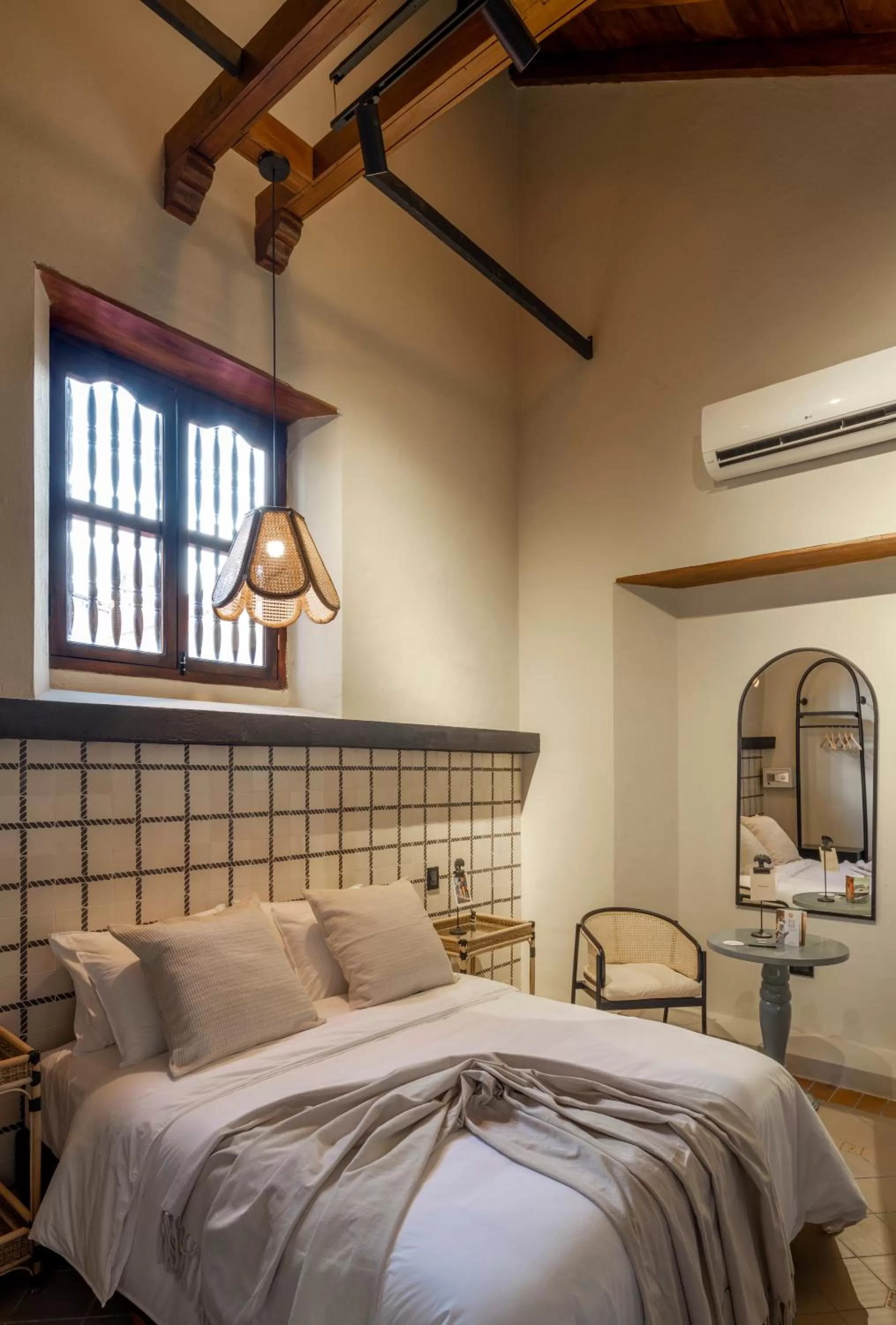 Photo of the whole room, Bed in Privado Designer Boutique Hotel