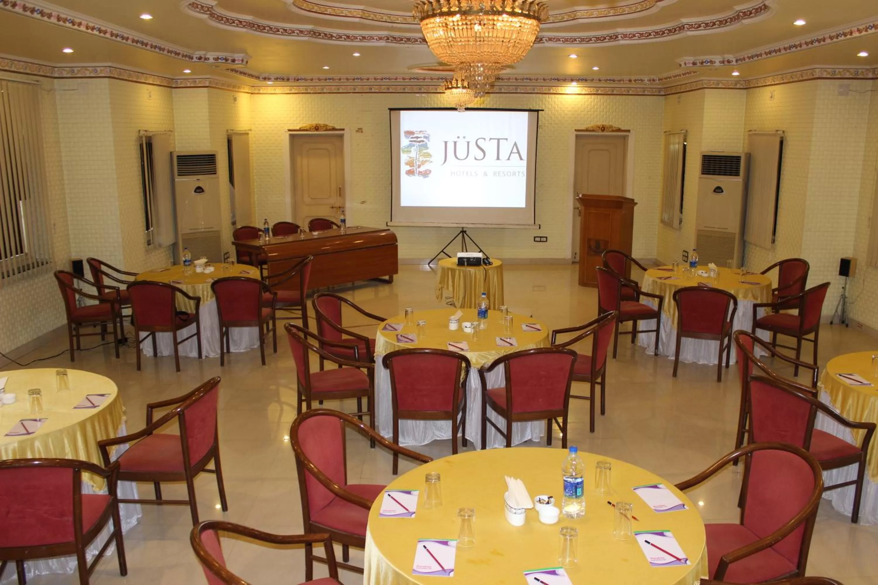 Meeting/conference room in jüSTa Rajputana Resort & Convention Centre, Udaipur