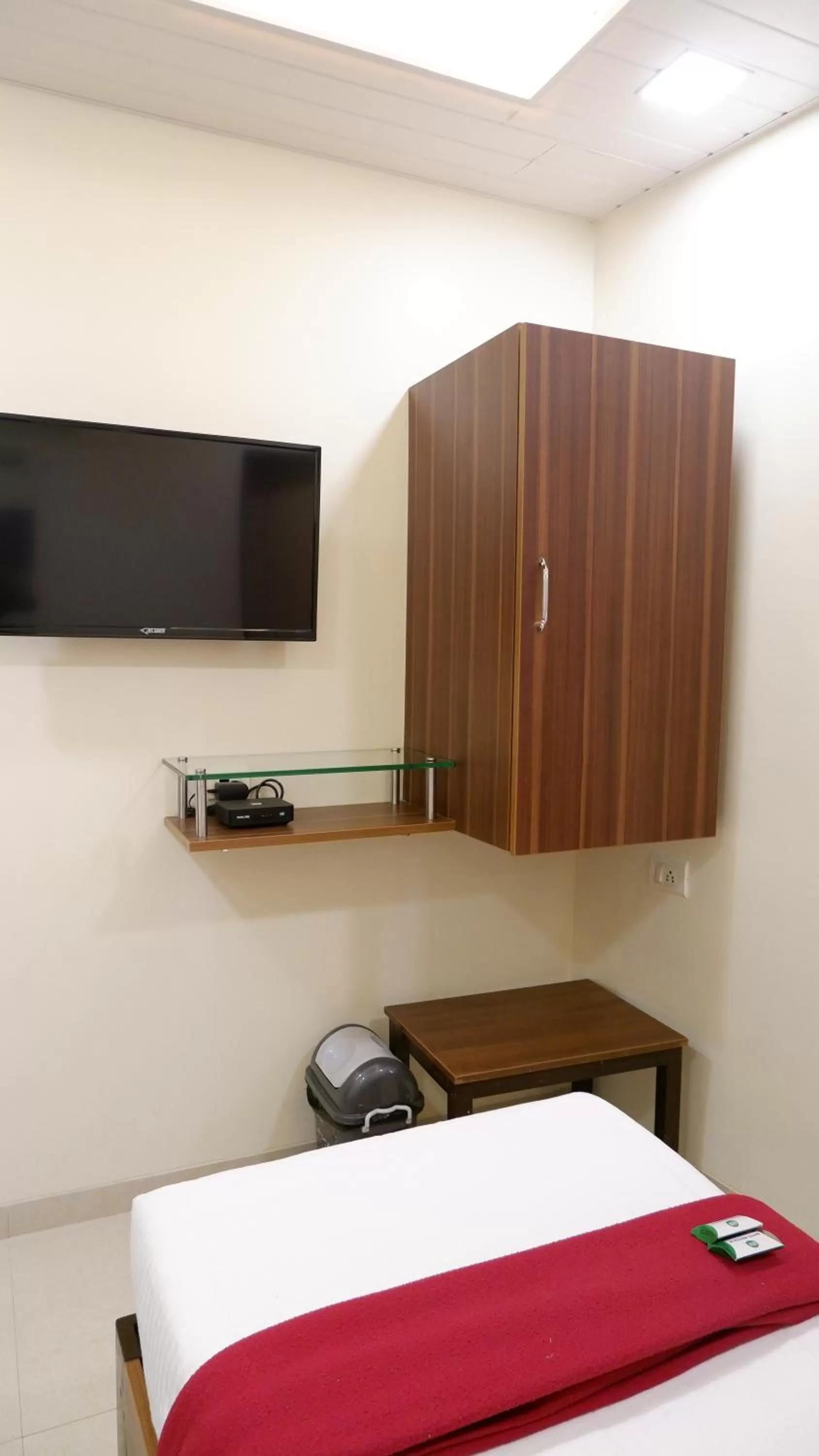 TV and multimedia, Bed in Hotel Briteway