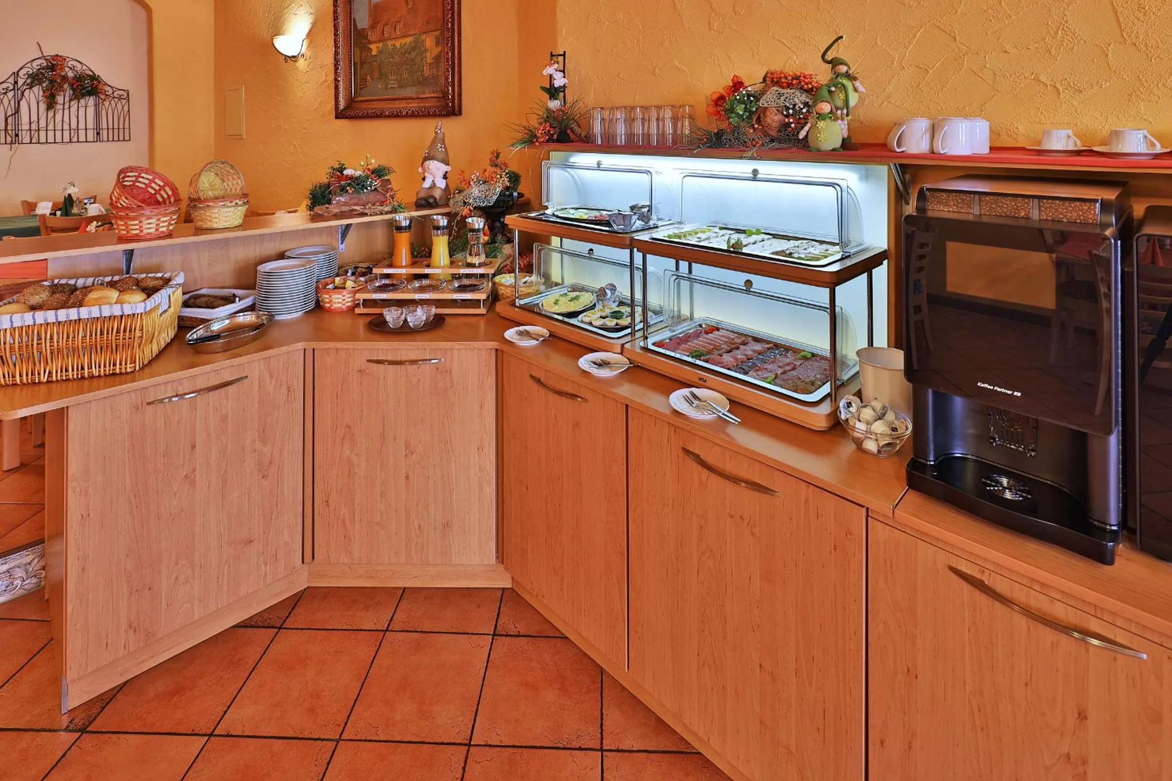 Restaurant/places to eat in Hotel-Pension zum Markt