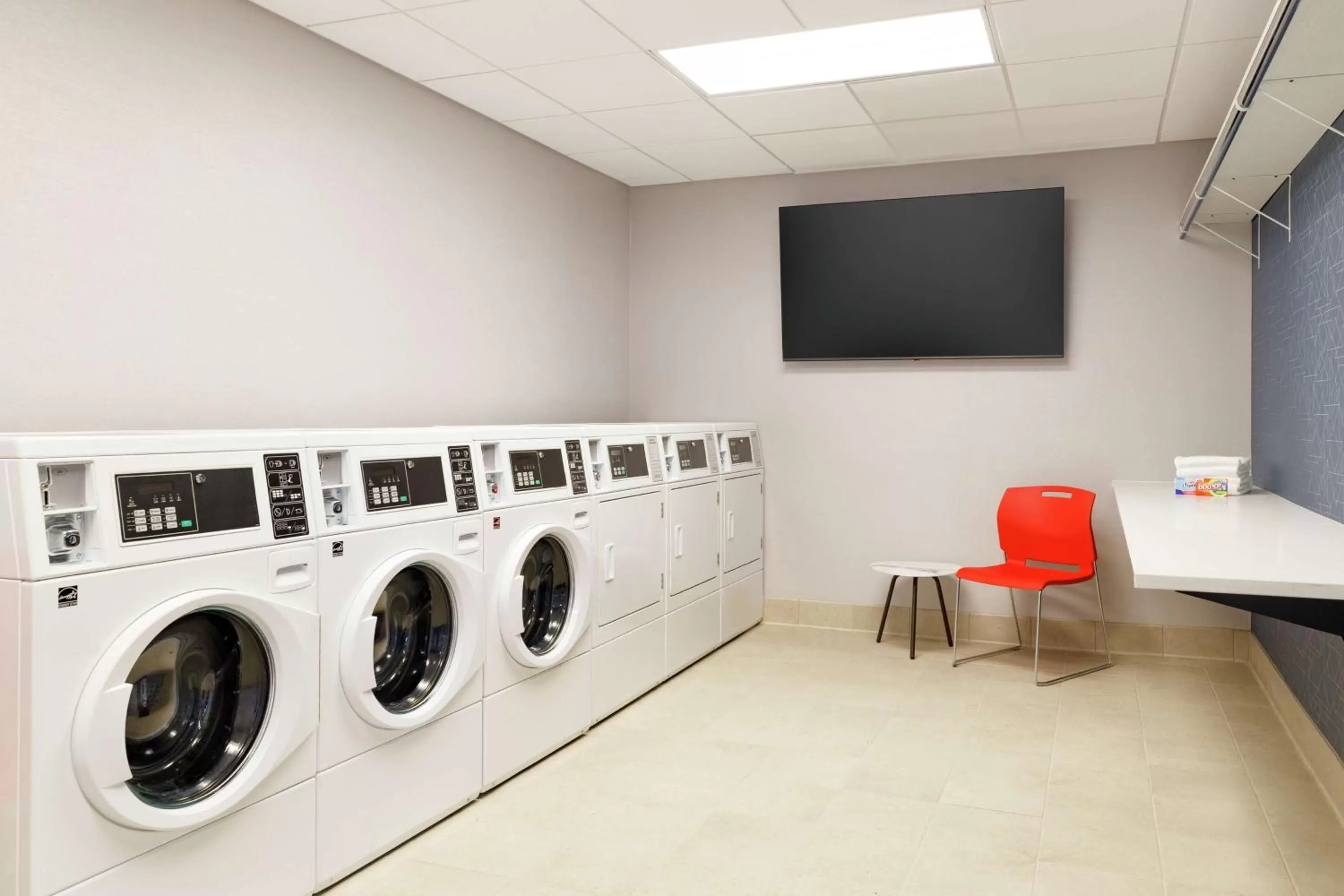 Property building in Home2 Suites By Hilton Ogden