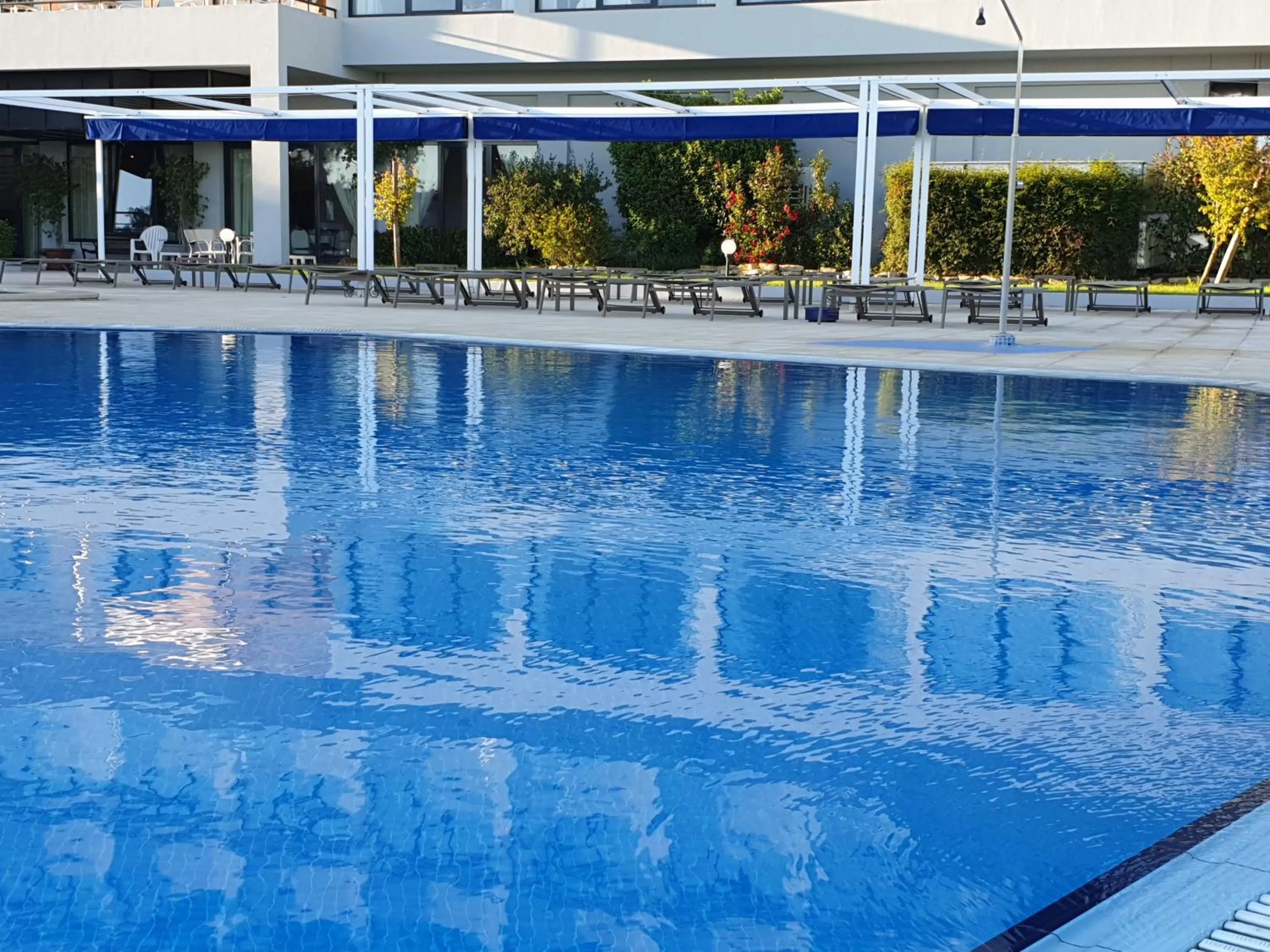 Swimming pool in Verdi Santarém