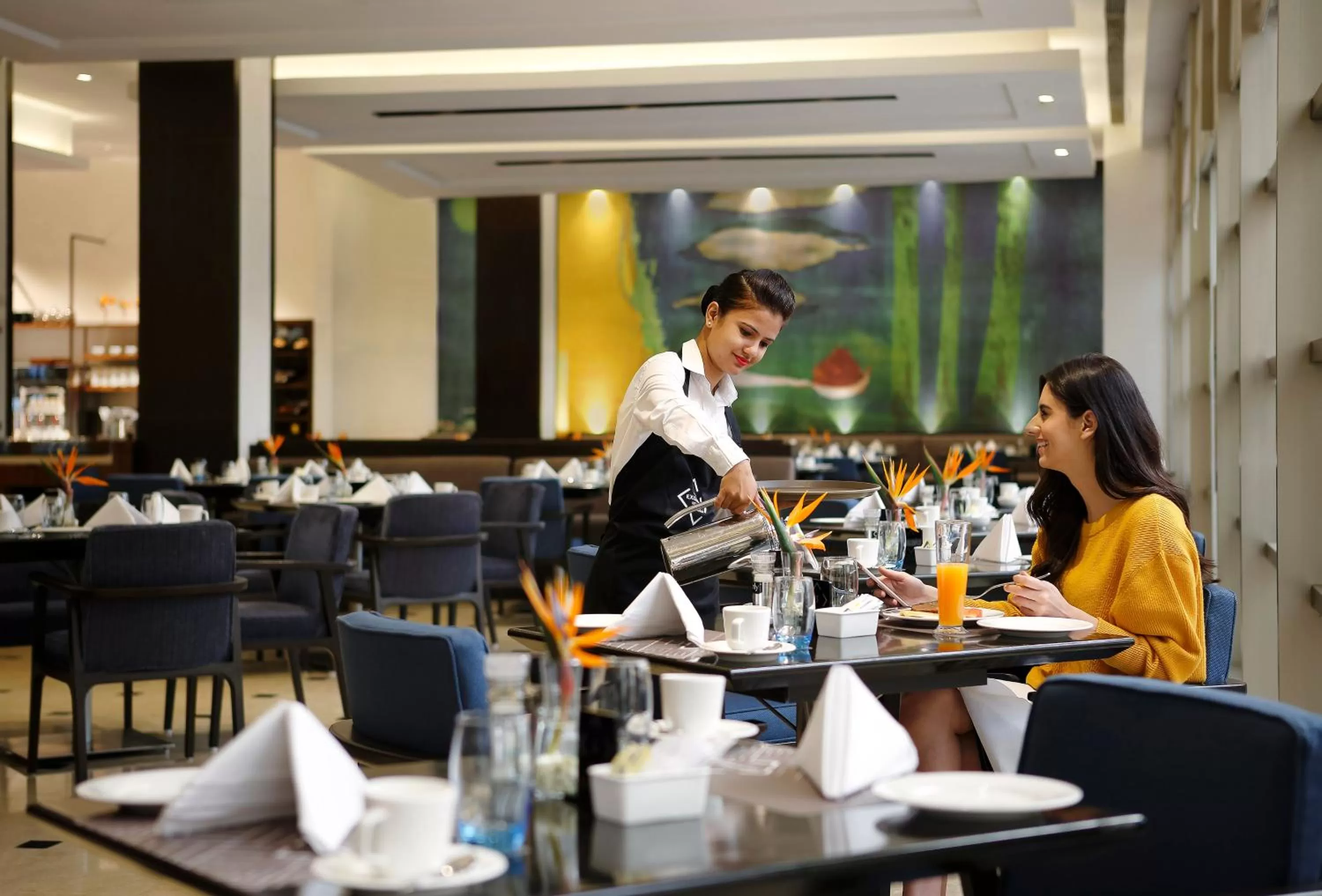 Restaurant/places to eat in Novotel Hyderabad Convention Centre