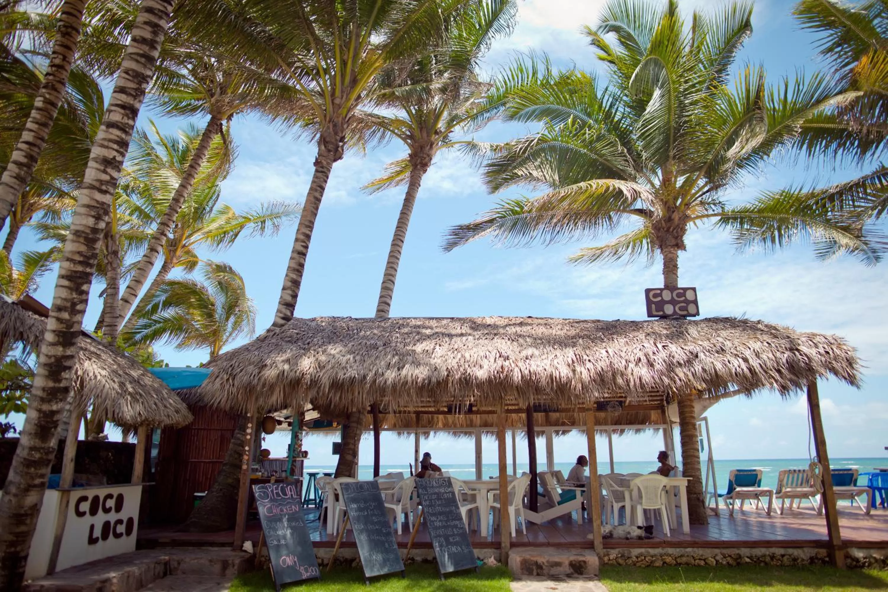 Restaurant/places to eat in Kite Beach Inn