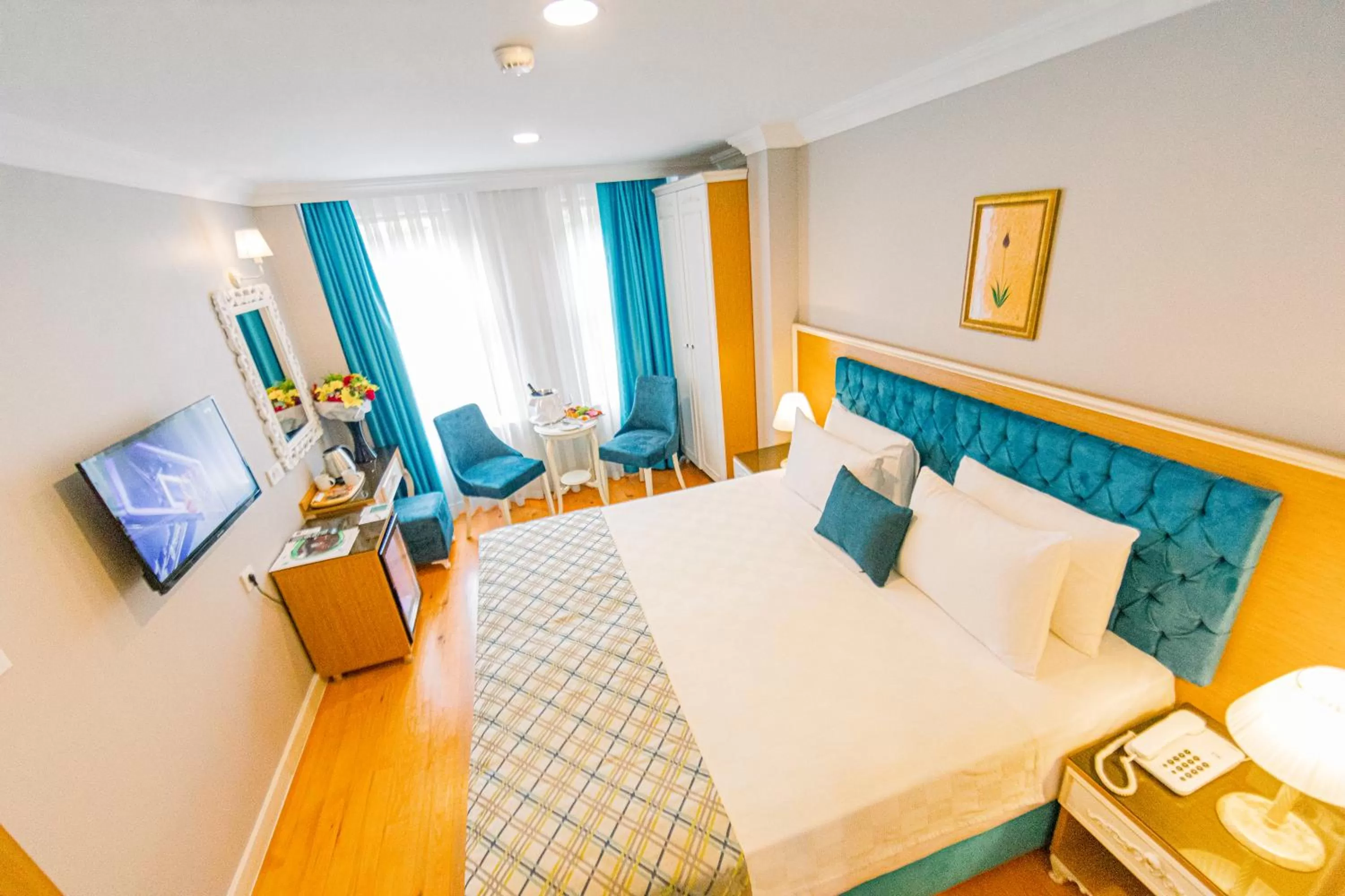 Massage, Bed in Acacia Mansion Hotel