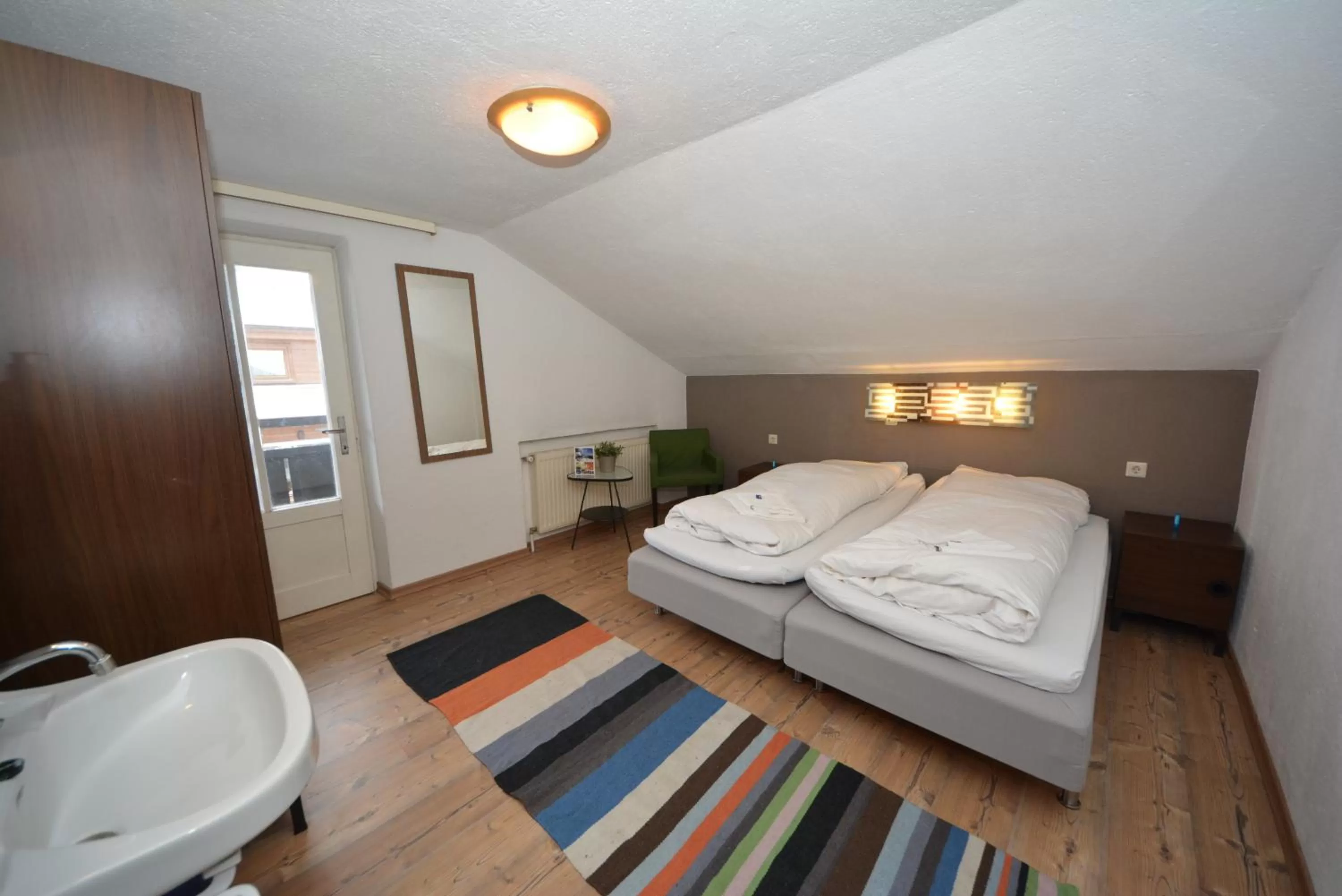 Photo of the whole room, Bed in Haus Irmgard by Châtel Reizen