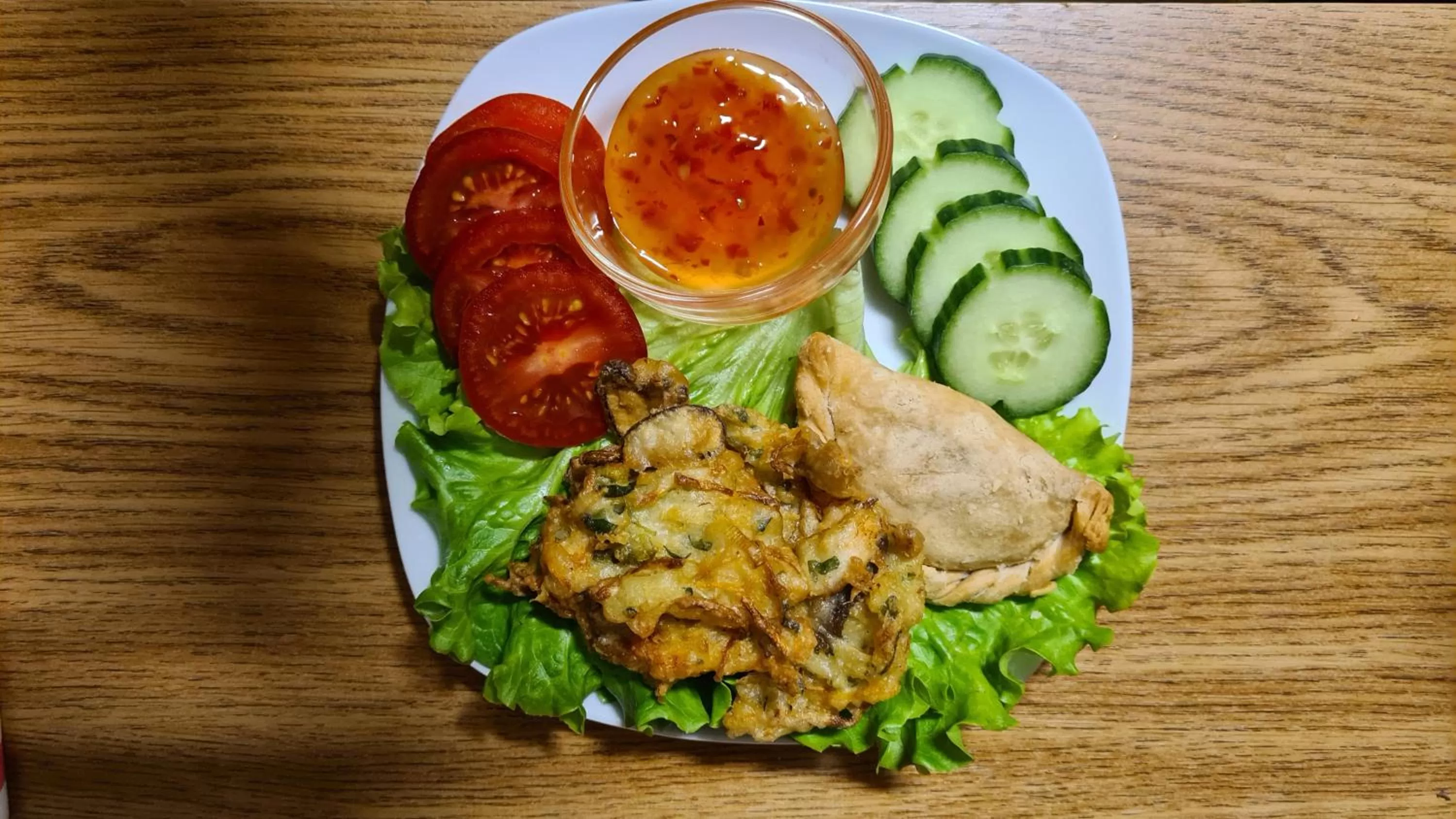 Restaurant/places to eat in Apakabar Homestay - proche gare Melun, parking privé, Netflix