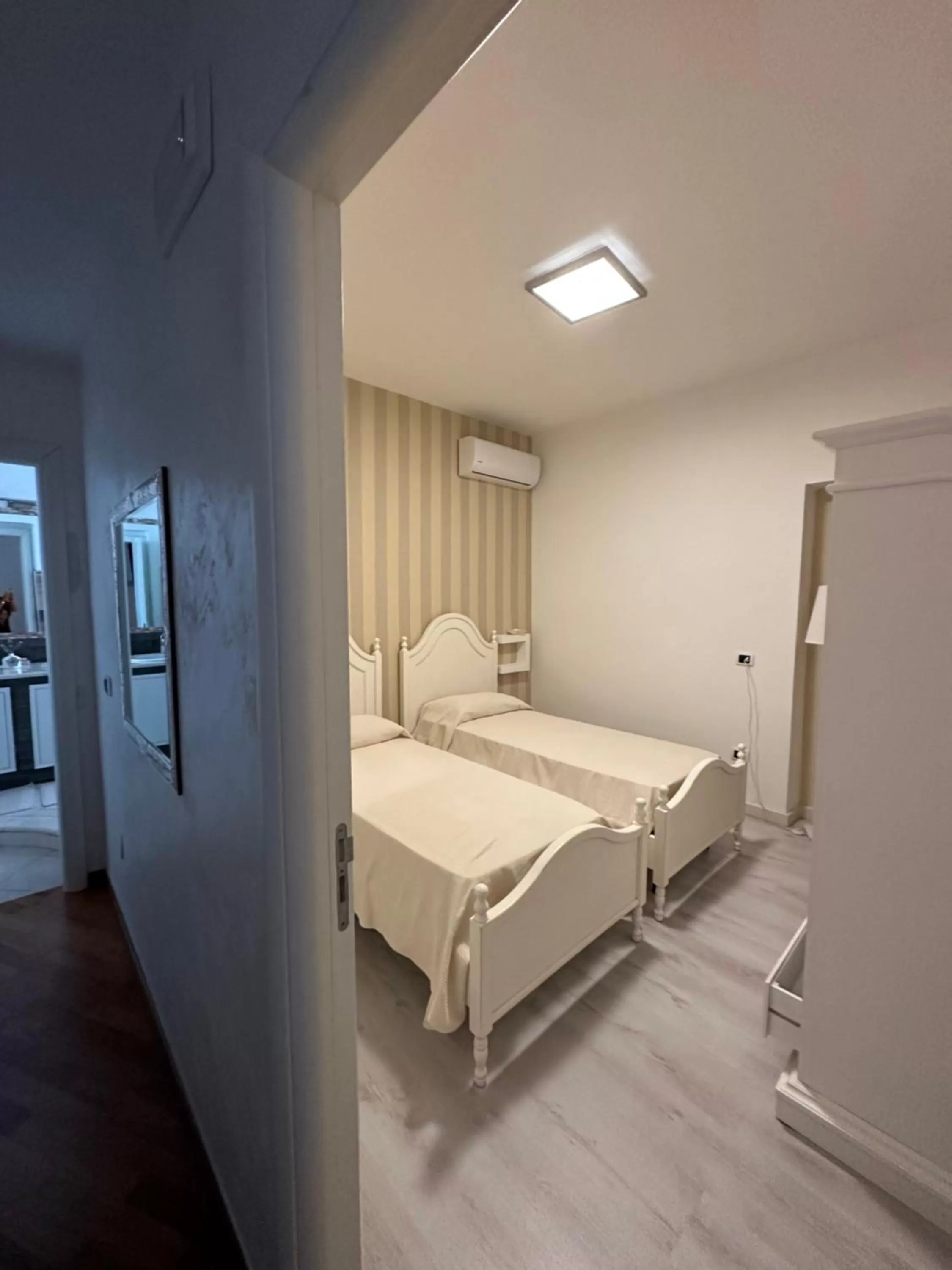 Bed in b&b by family L&G