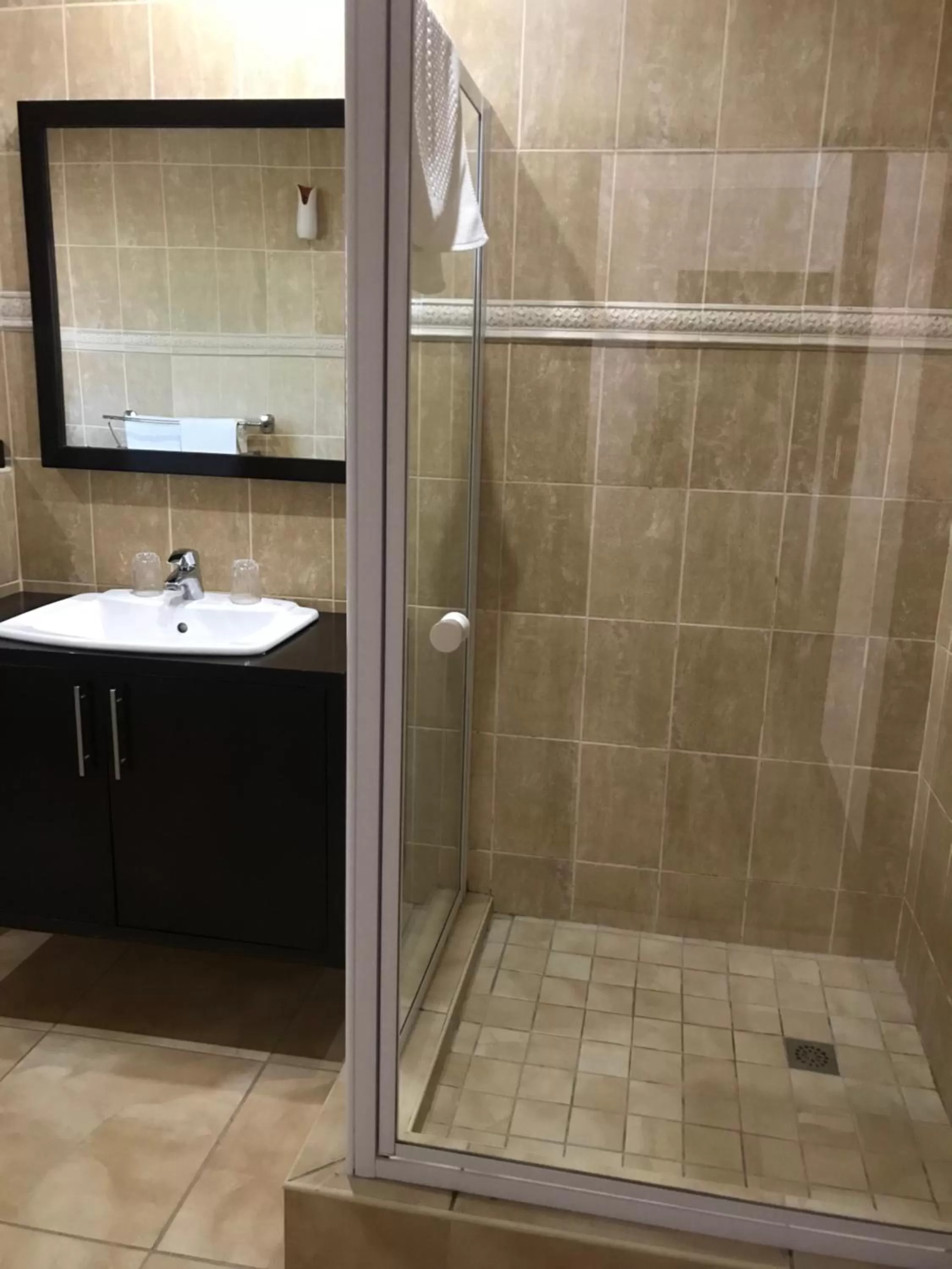 Shower in Ebandla Hotel & Conference Centre