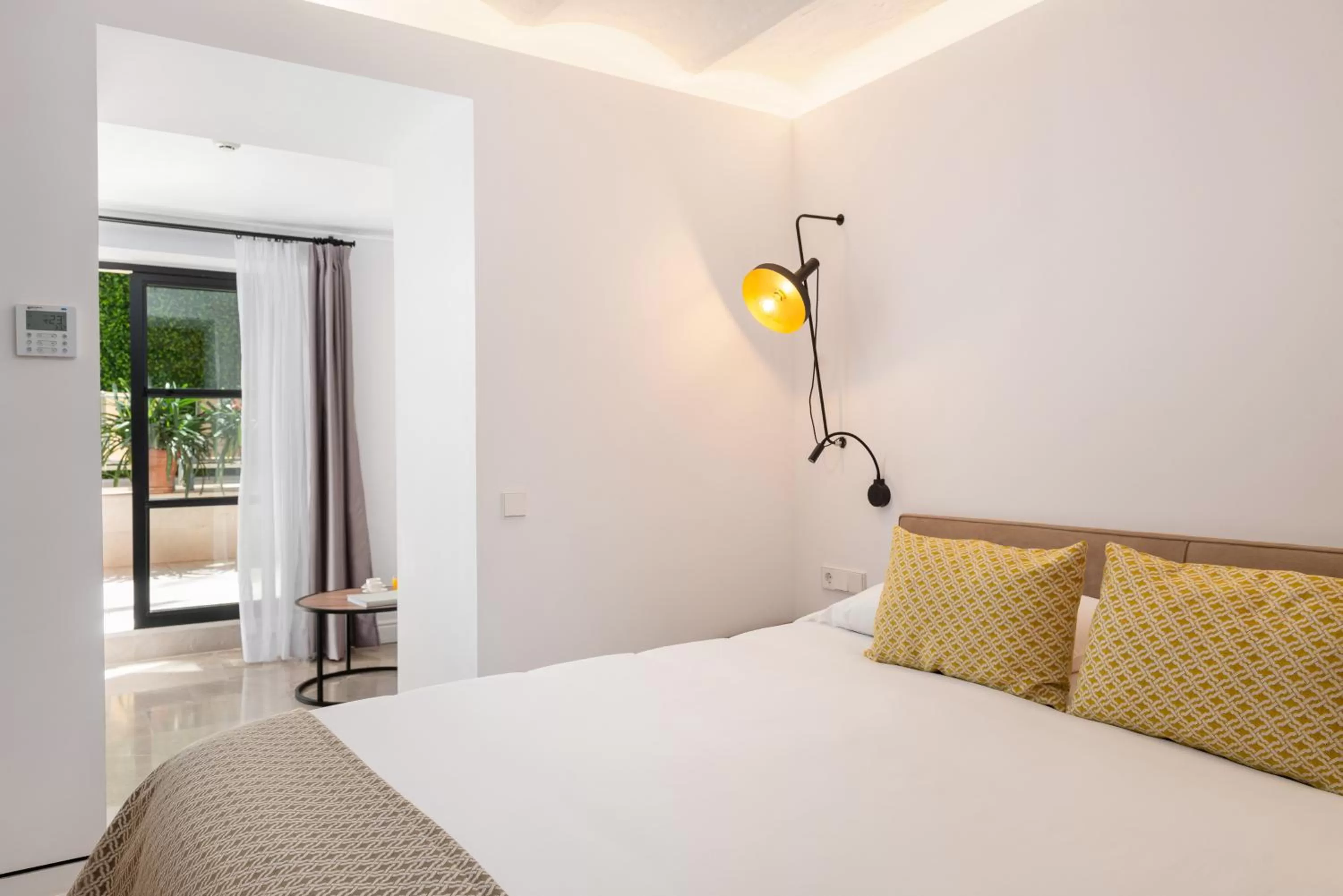 Property building, Bed in Hotel Can Quetglas