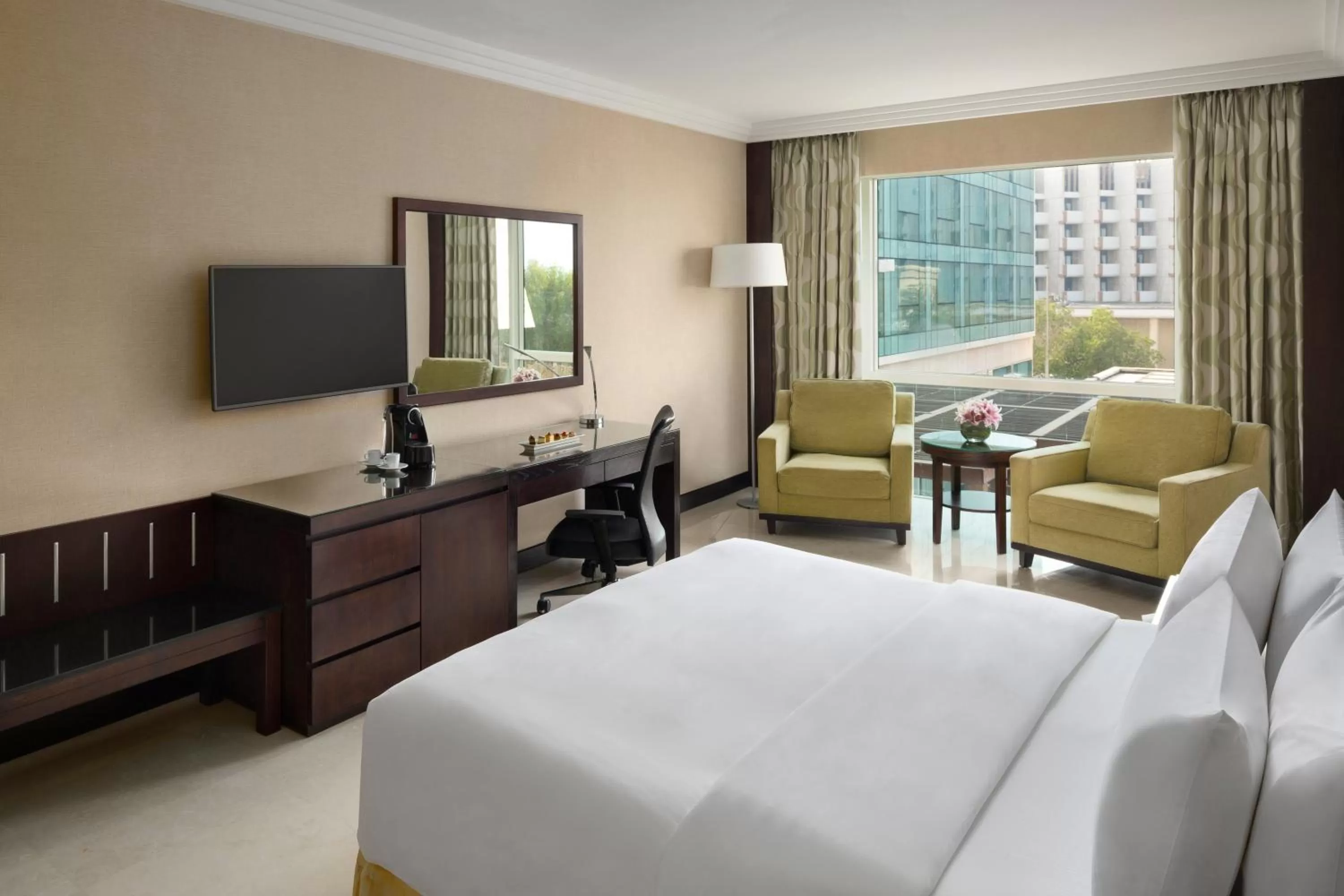Photo of the whole room, Bed in Crowne Plaza Jeddah by IHG