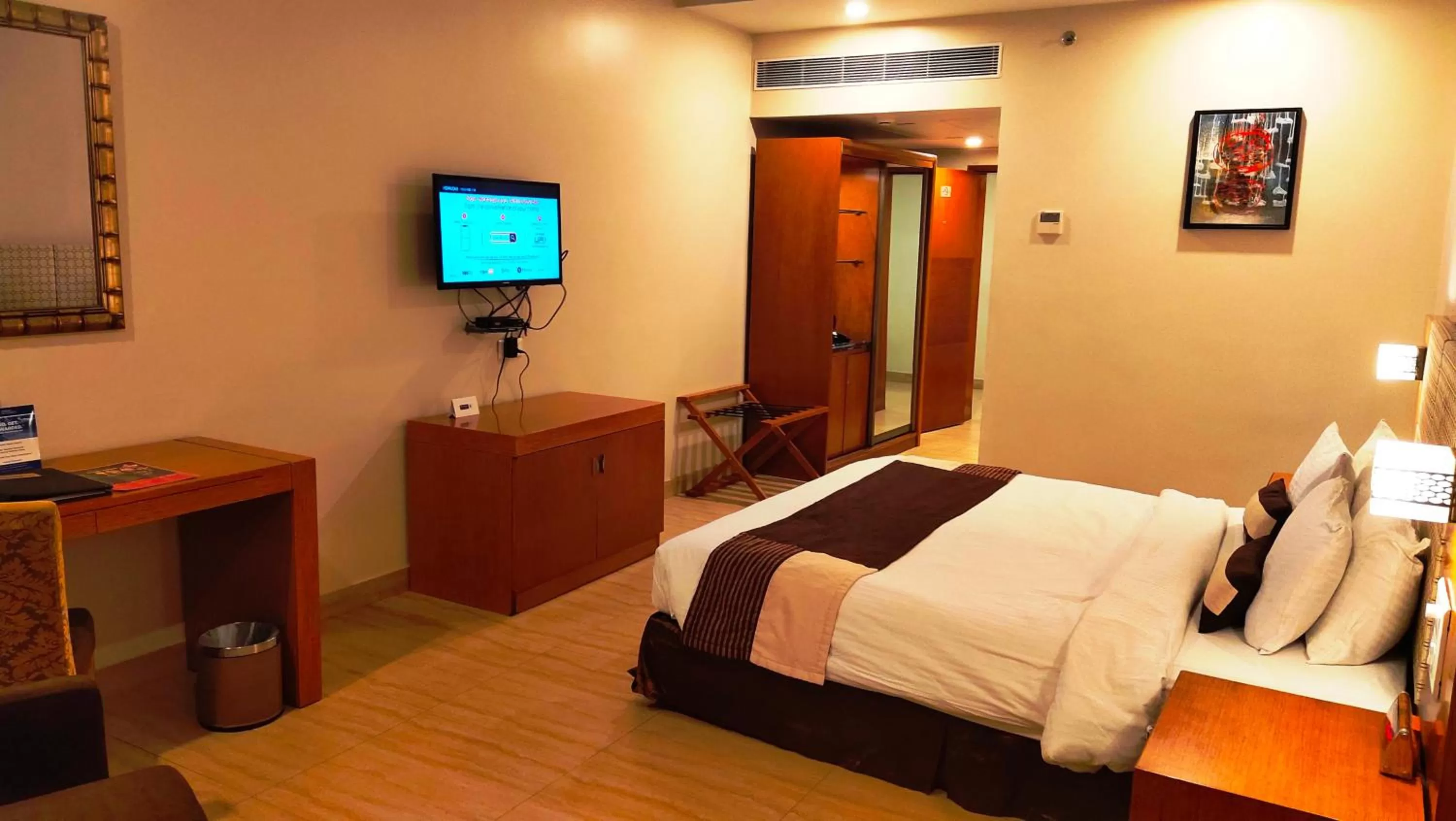 Bed in Best Western Ashoka