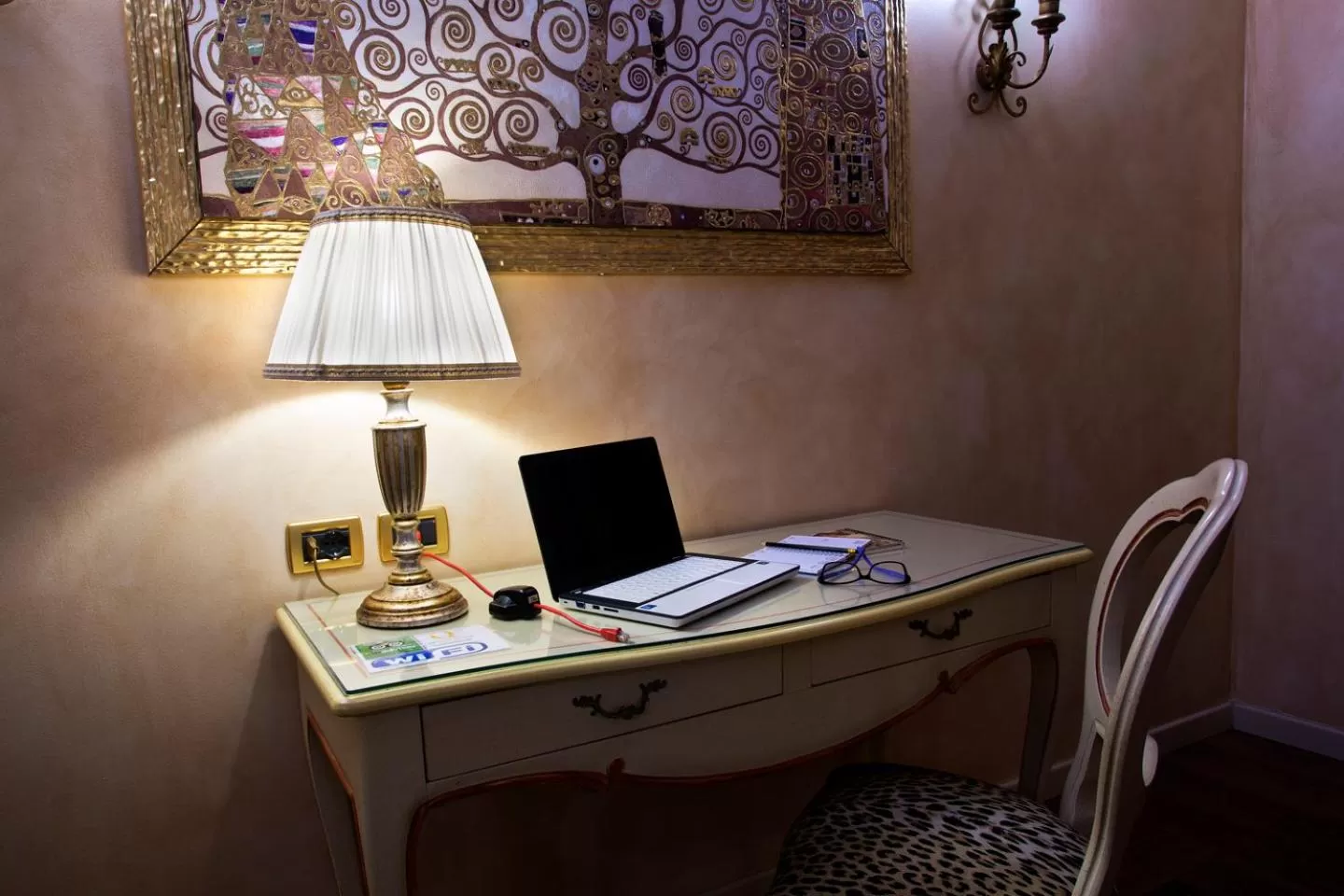 Vip's Motel Luxury Accommodation & Spa