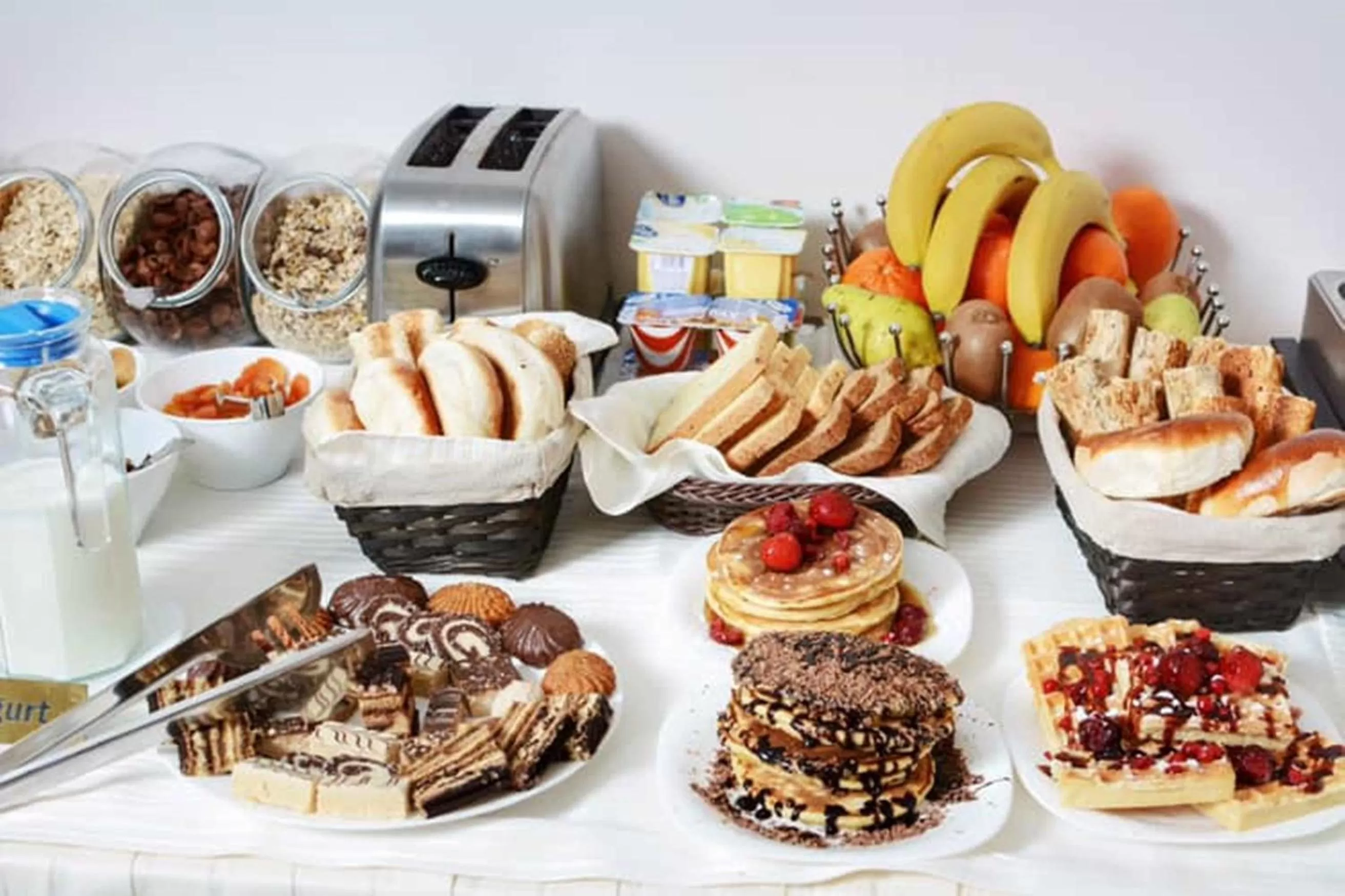 Buffet breakfast in Hotel Vlaho