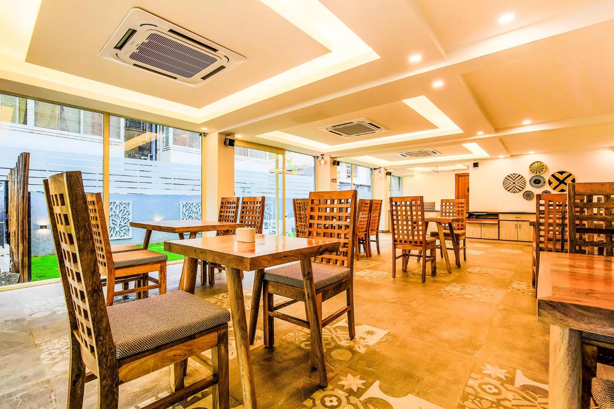 Restaurant/places to eat in FabHotel Casa Kiara With Pool Side Bar - Nr Calangute Beach