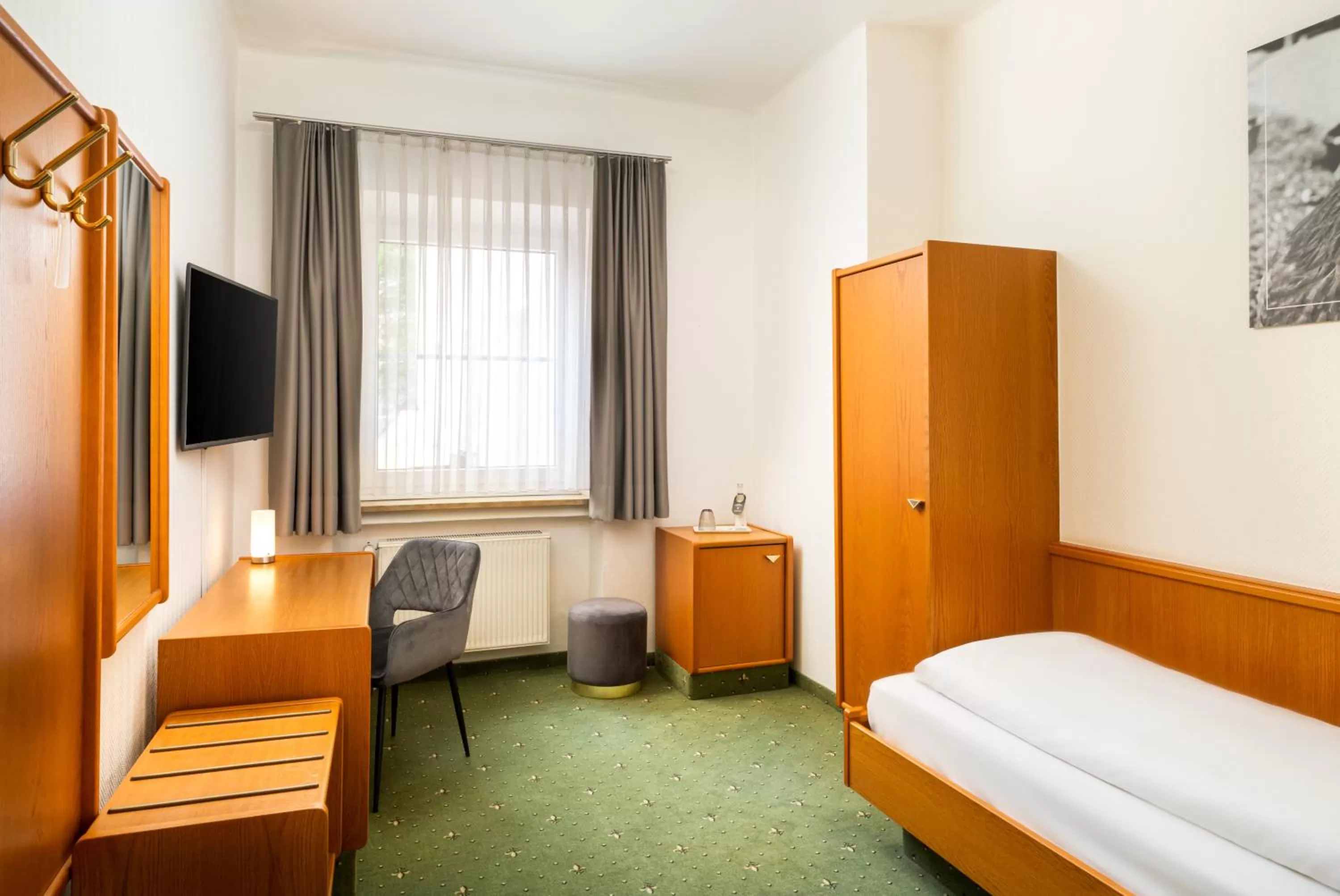 Photo of the whole room, Bed in Arthotel ANA Goggl